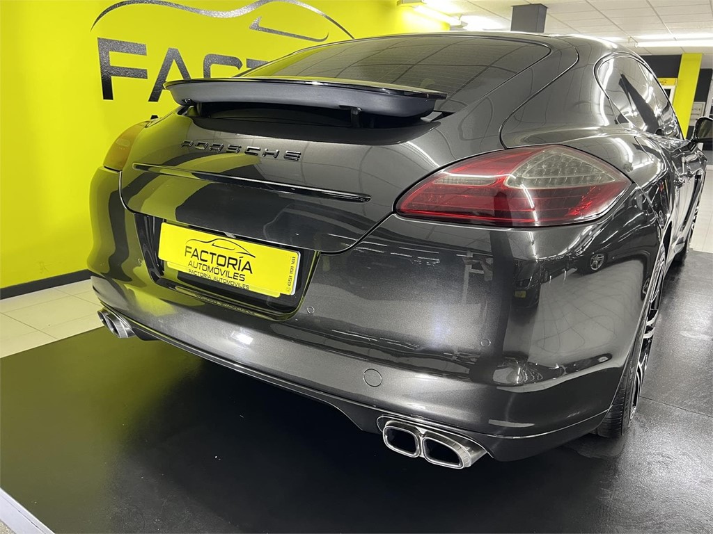 Porsche - Panamera