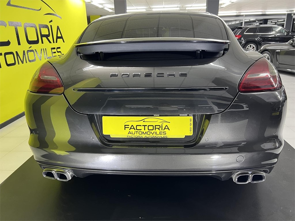 Porsche - Panamera