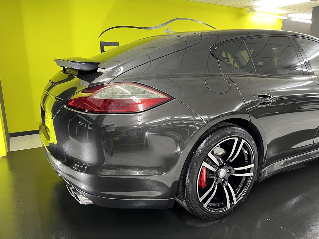 Porsche - Panamera