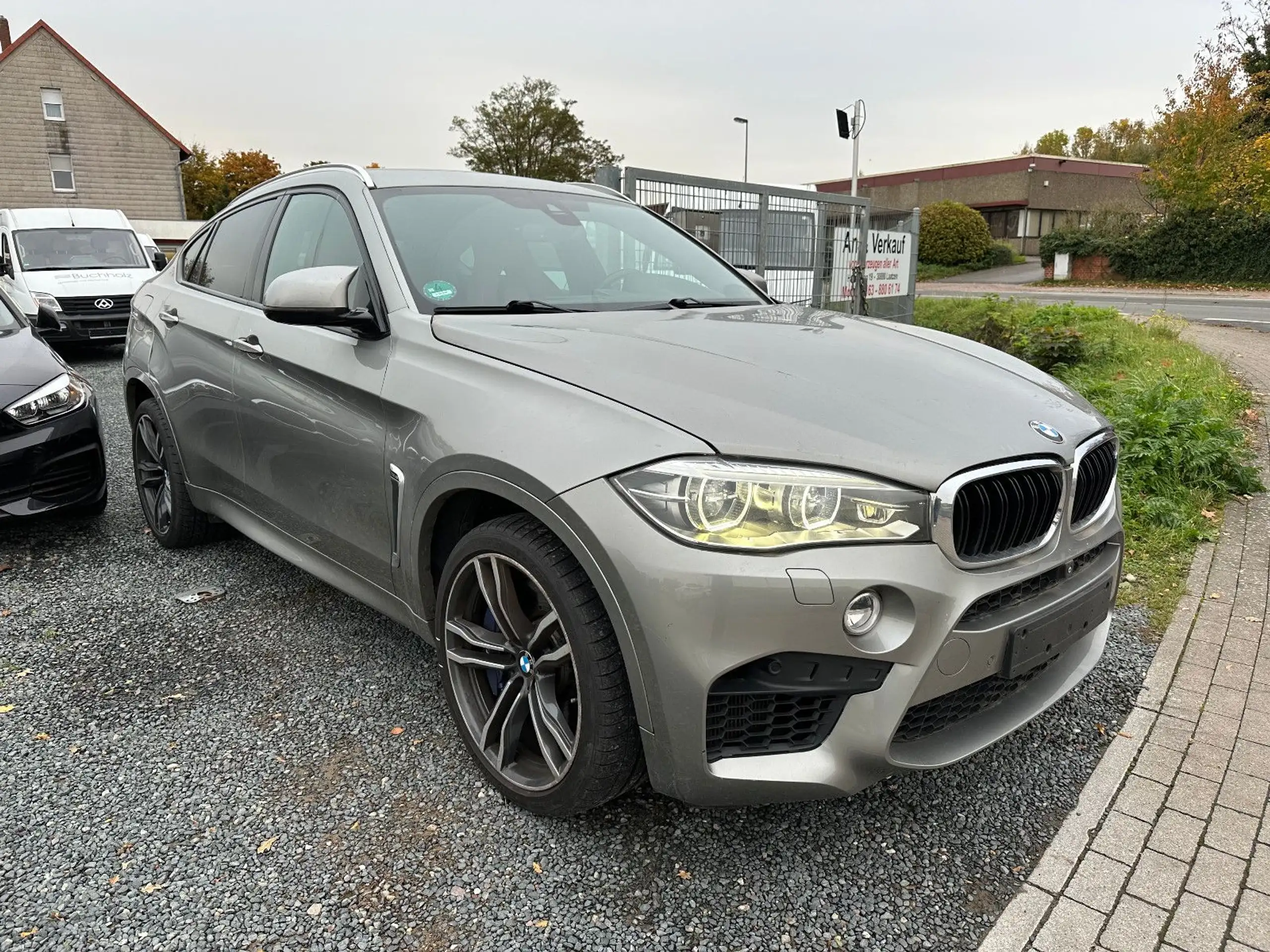 BMW - X6 M