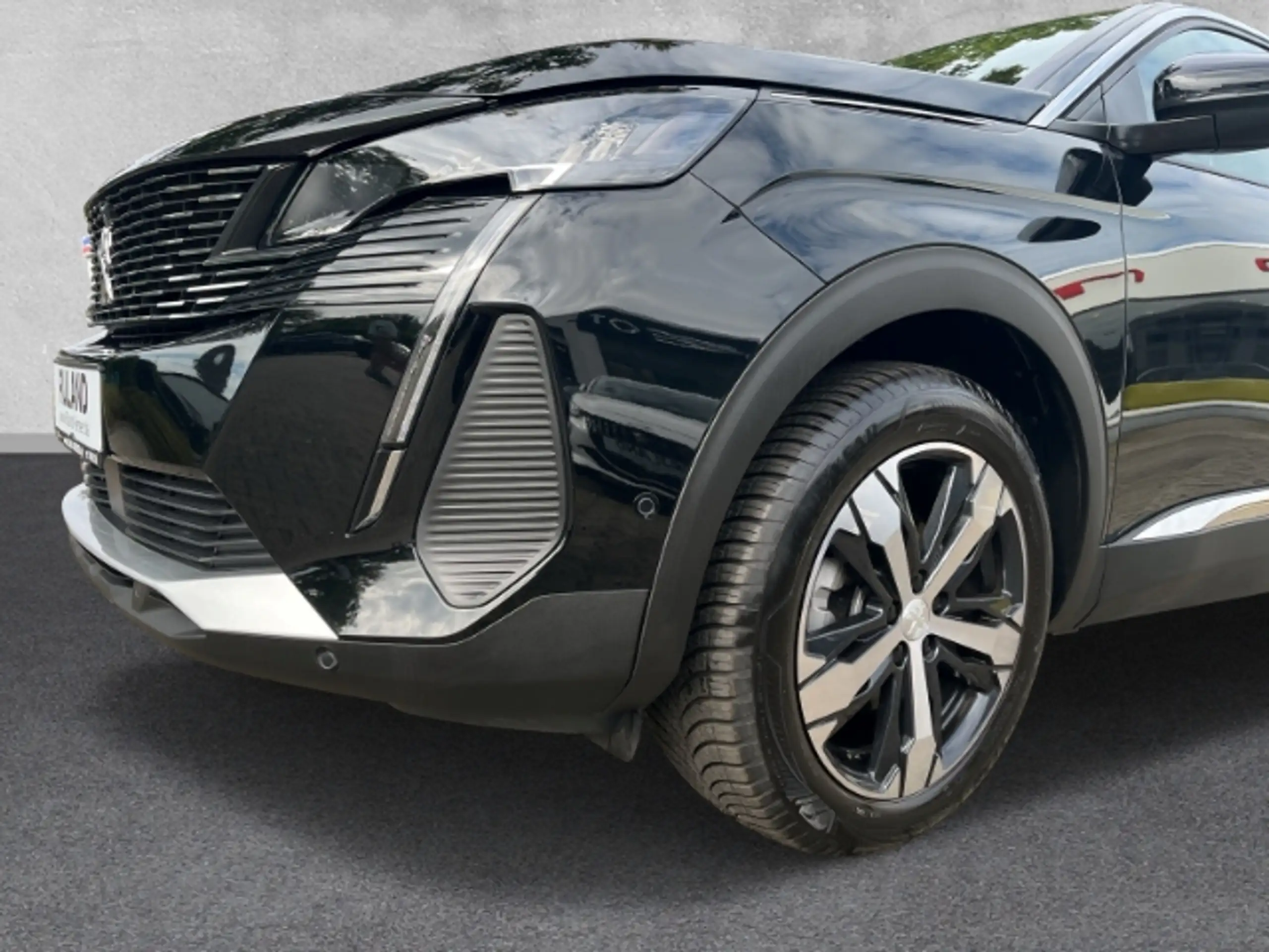 Peugeot - 3008