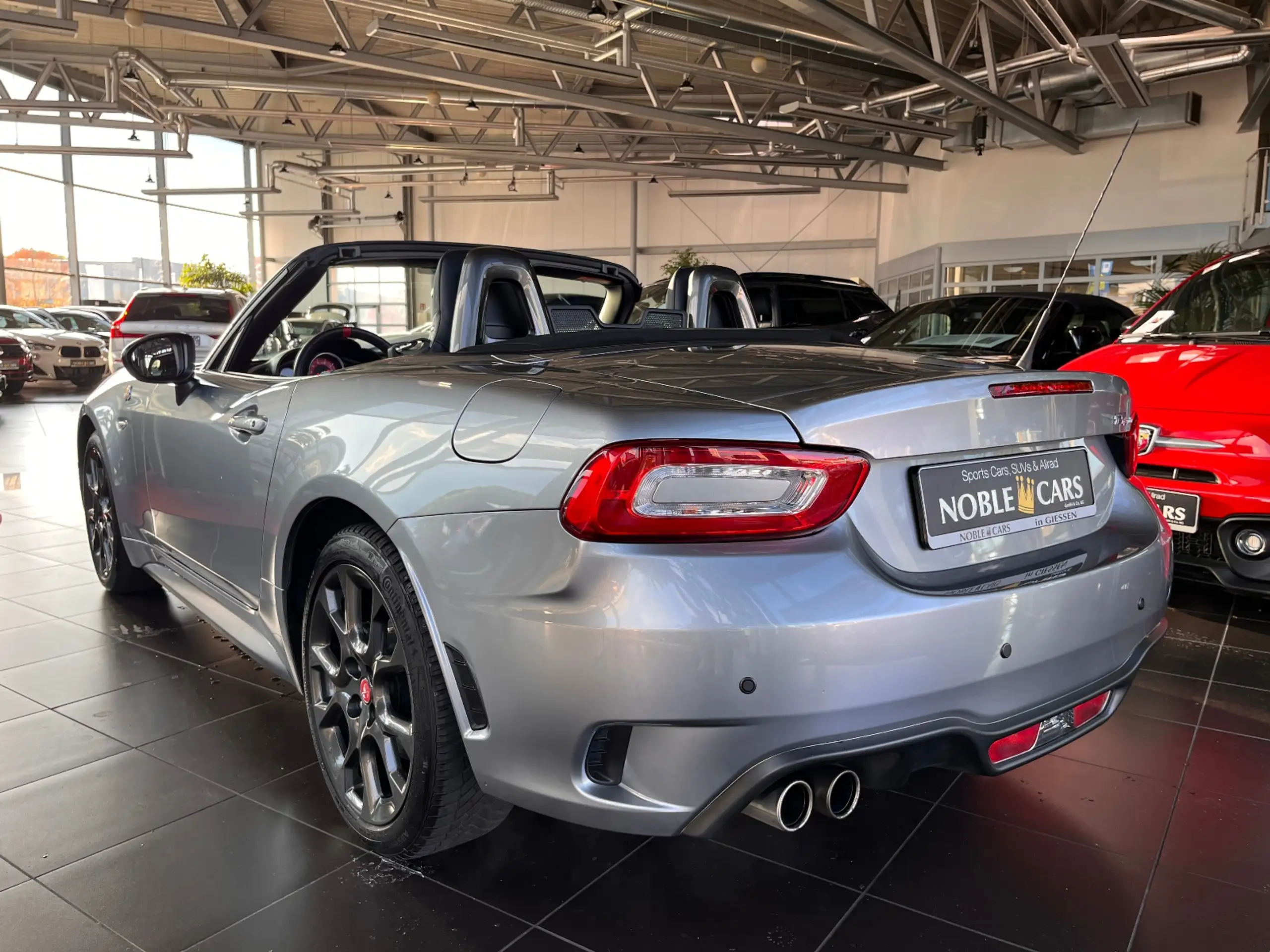 Abarth - 124 Spider