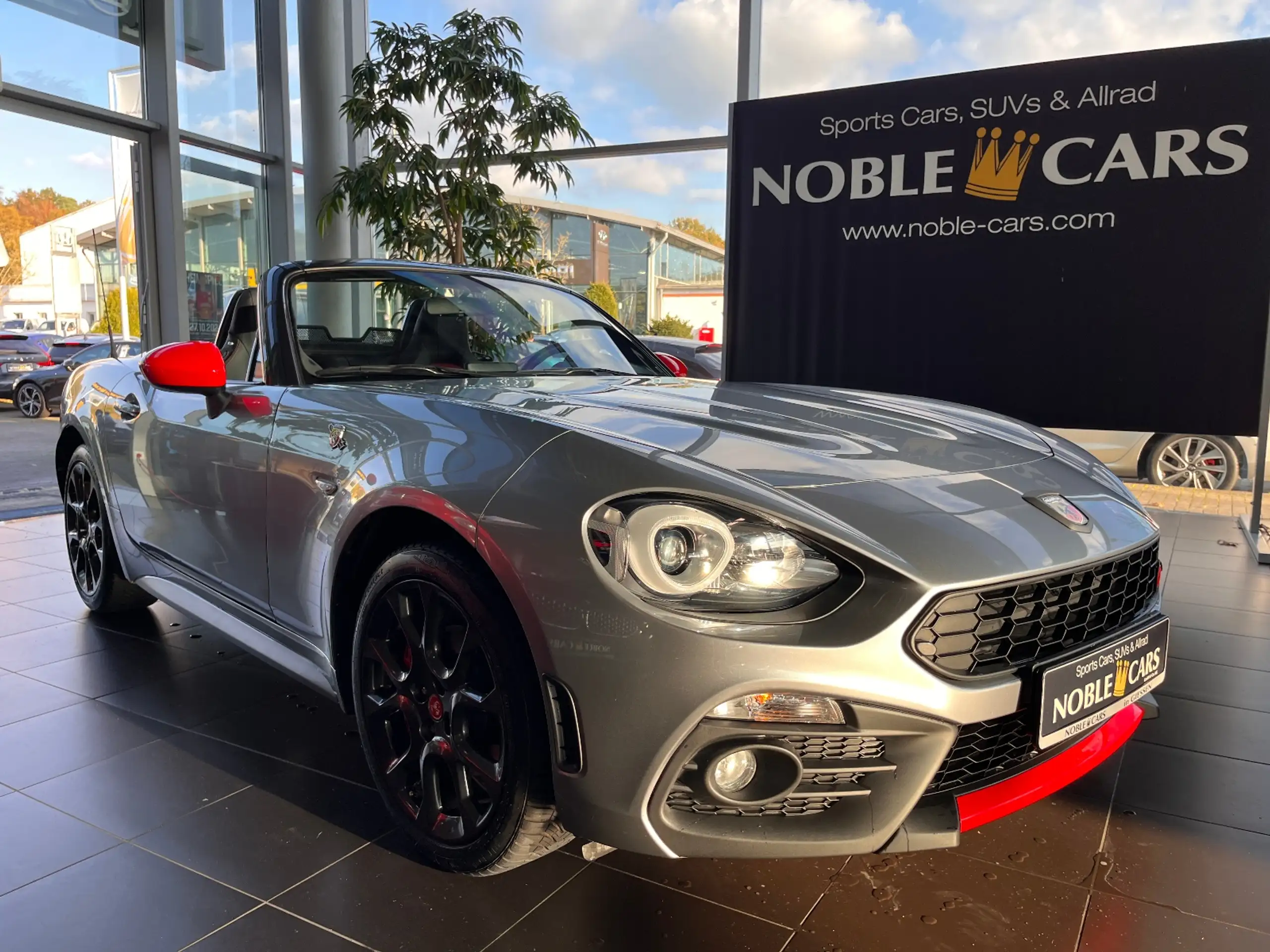 Abarth - 124 Spider