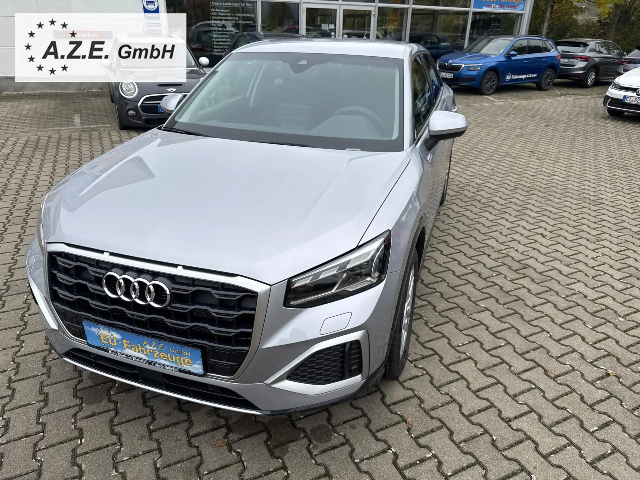 Audi - Q2