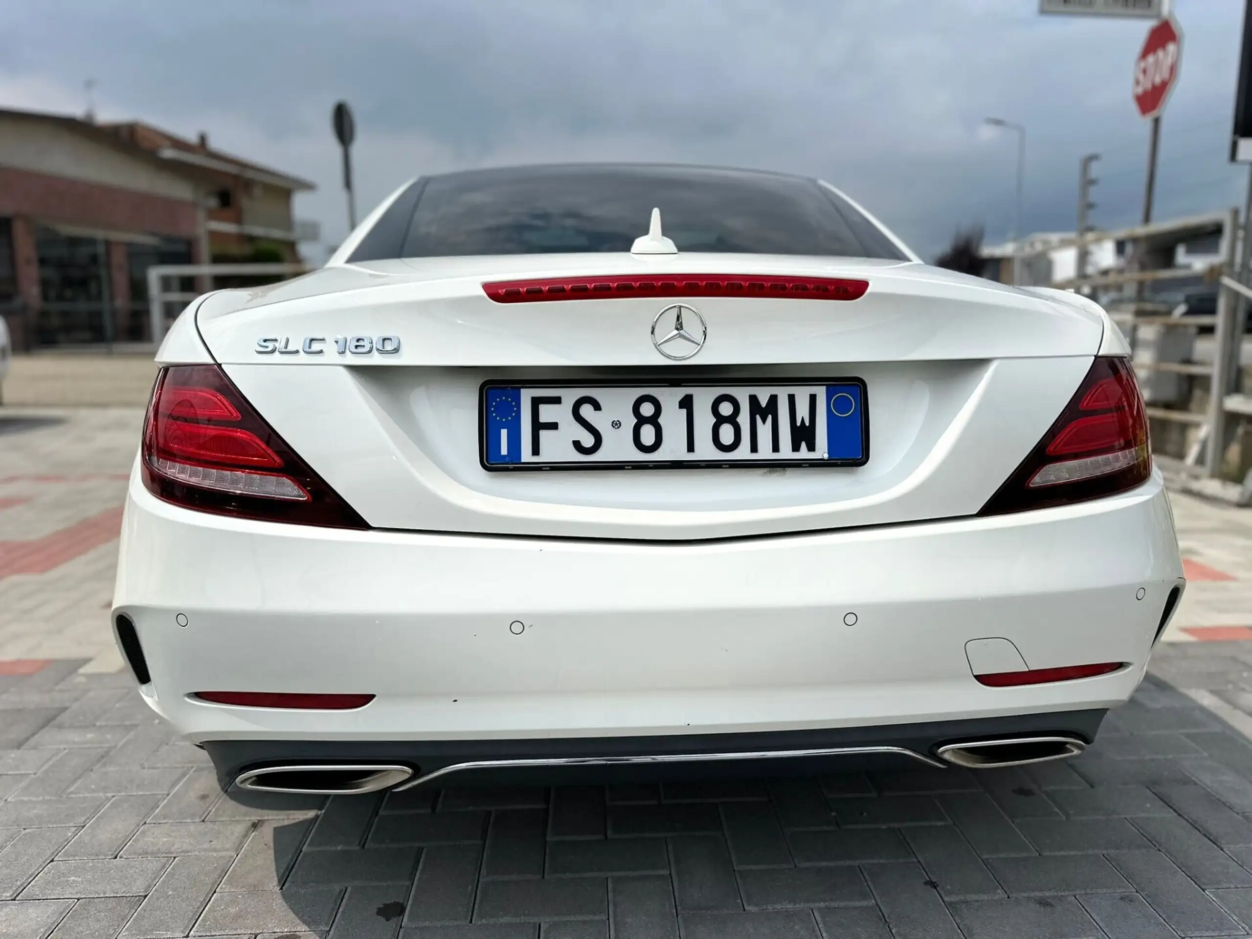 Mercedes-Benz - SLC 180