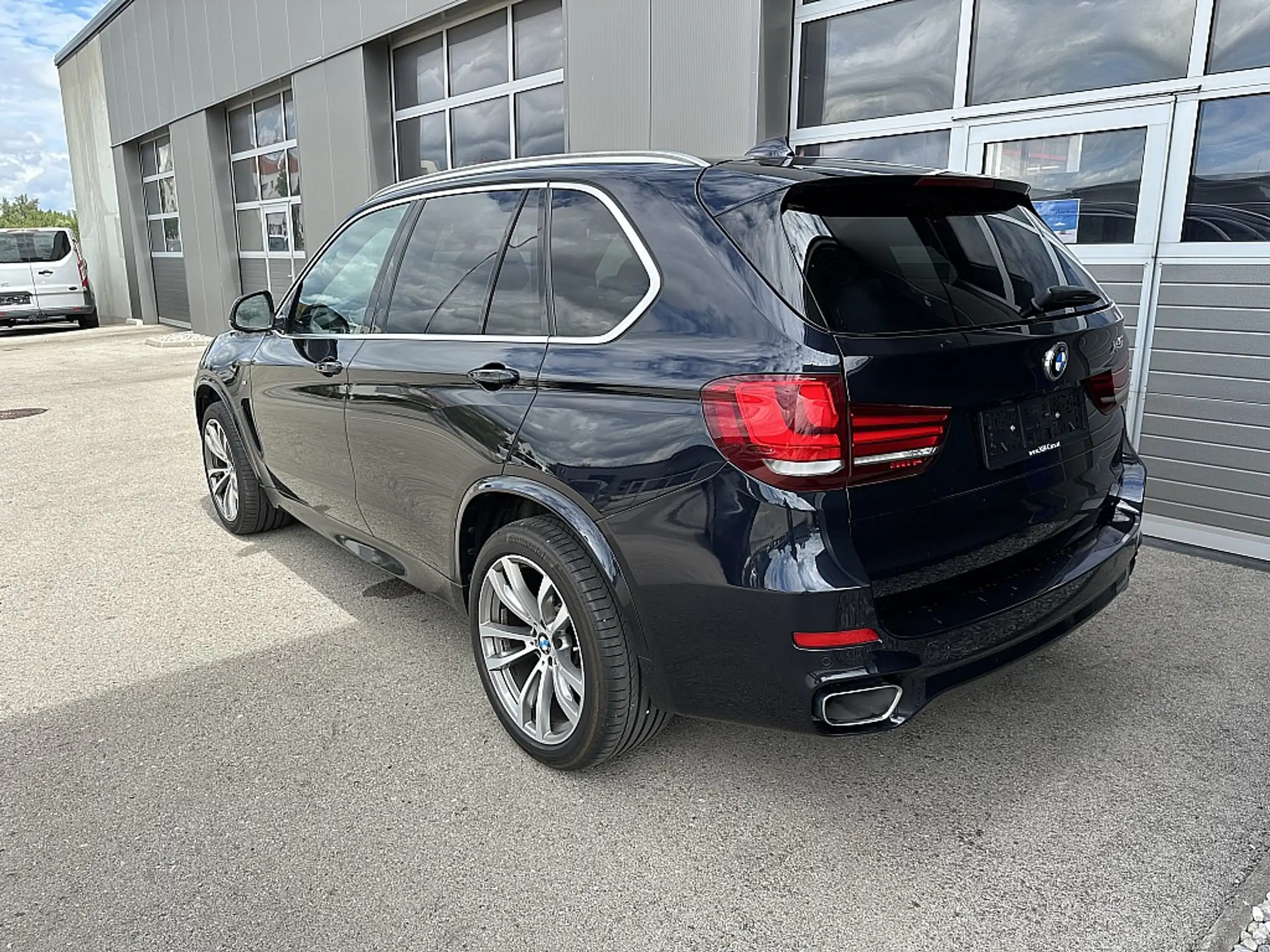 BMW - X5