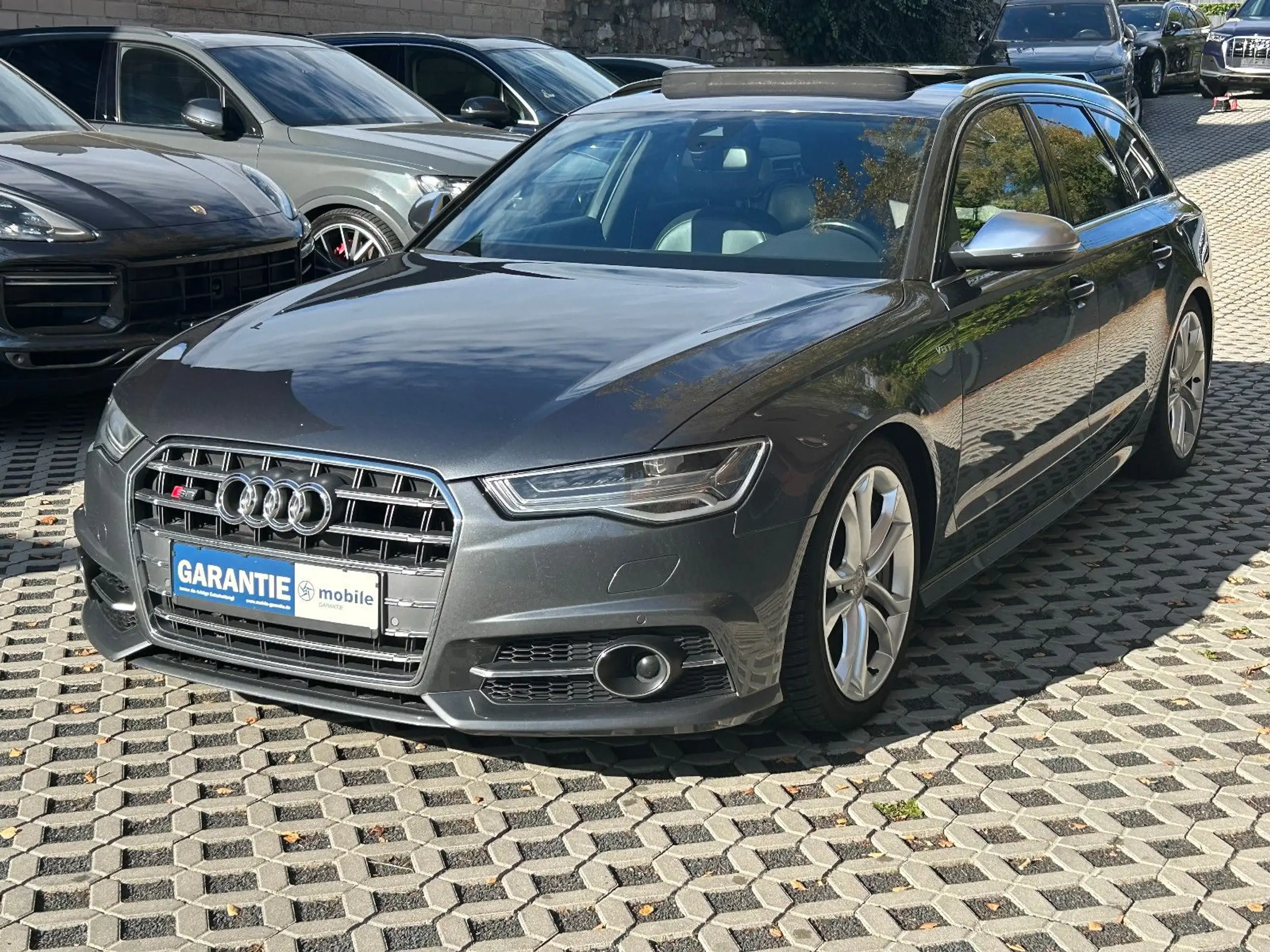 Audi - S6