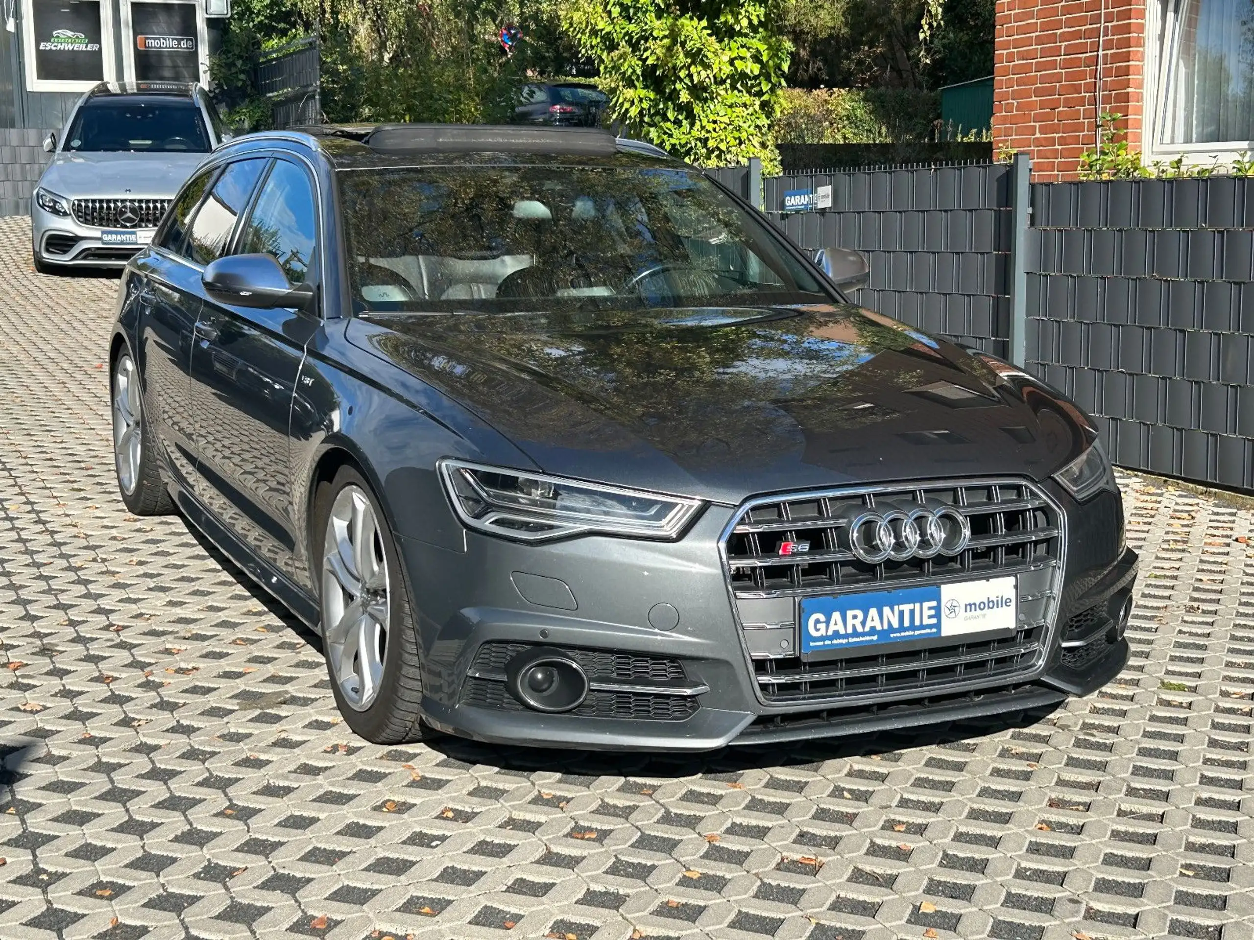 Audi - S6