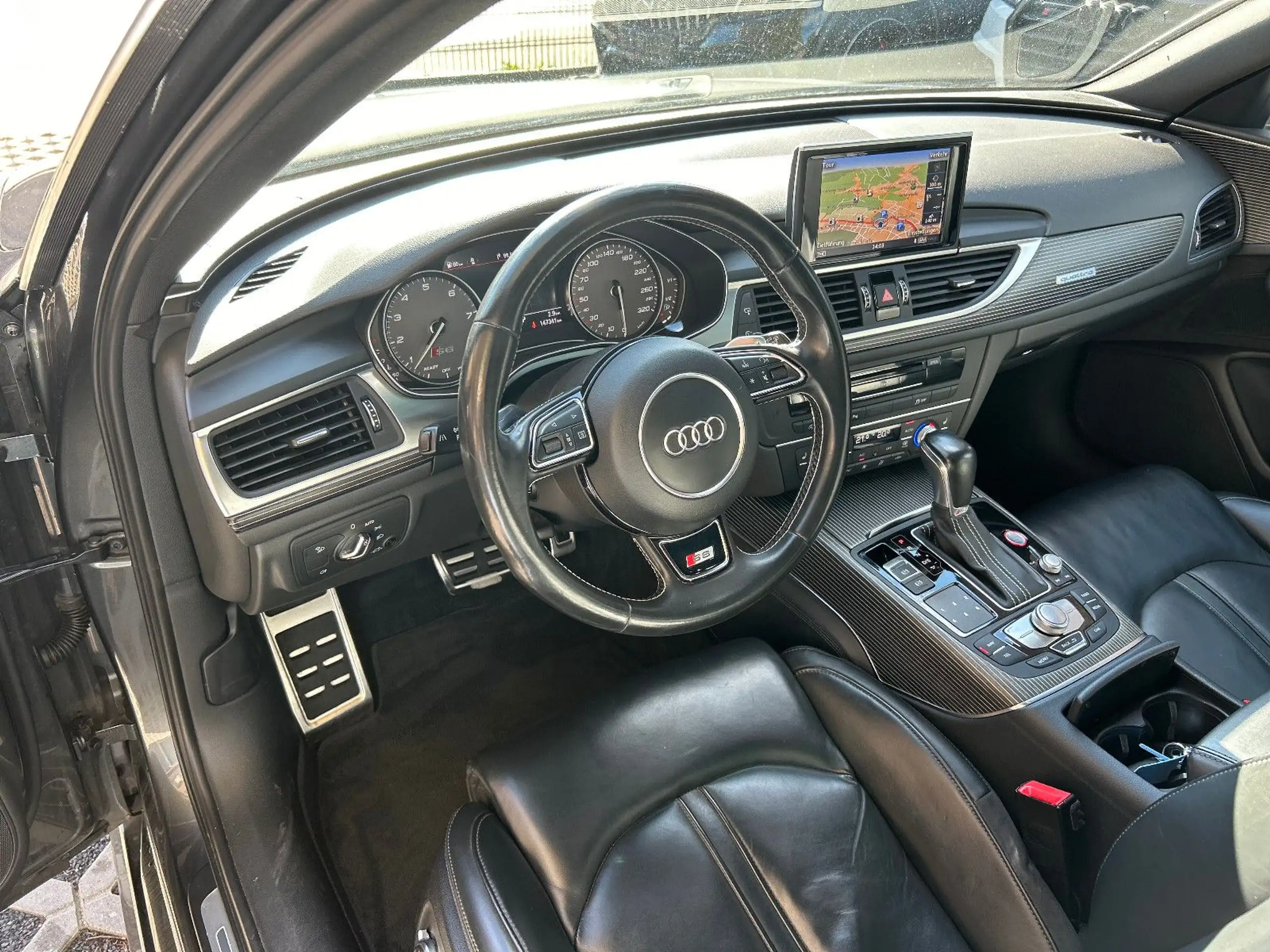 Audi - S6