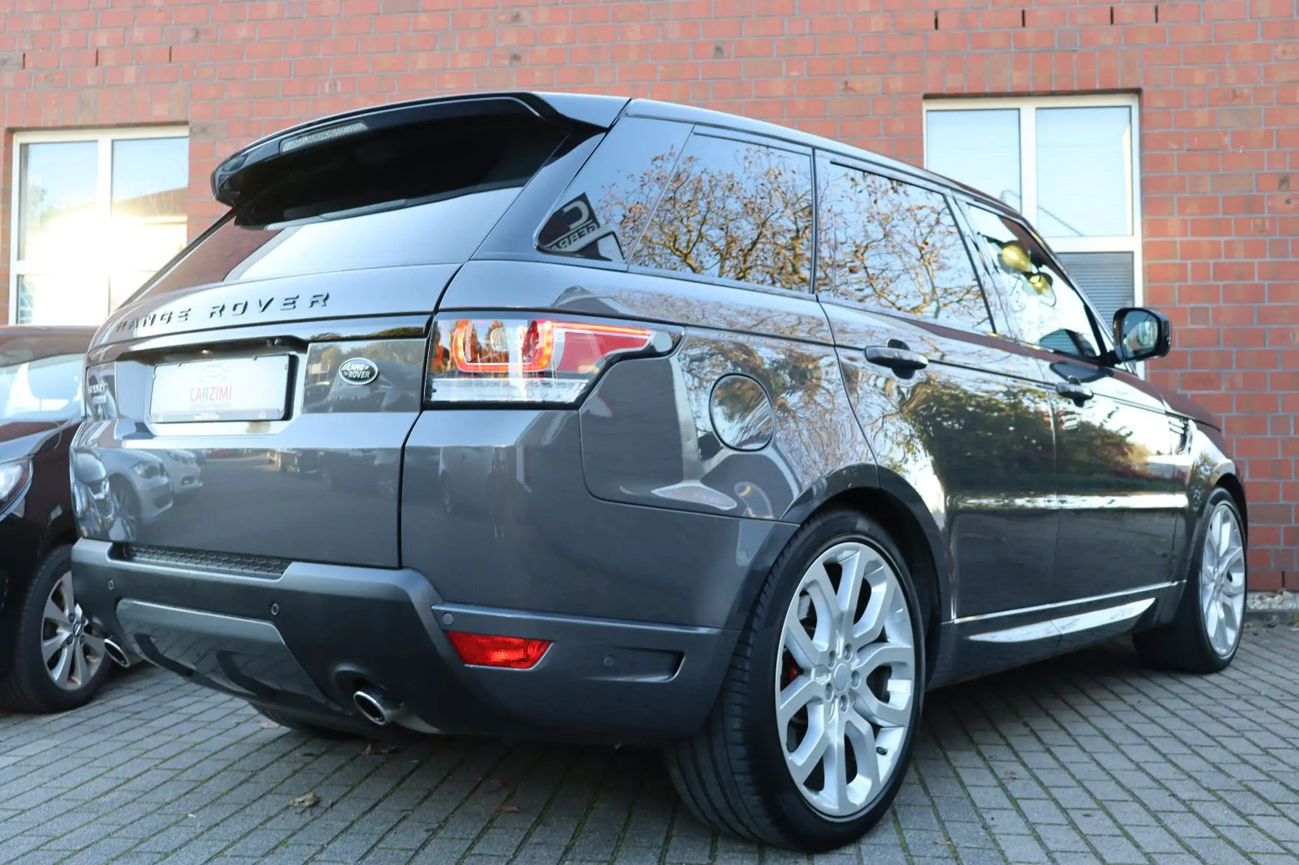 Land Rover - Range Rover Sport