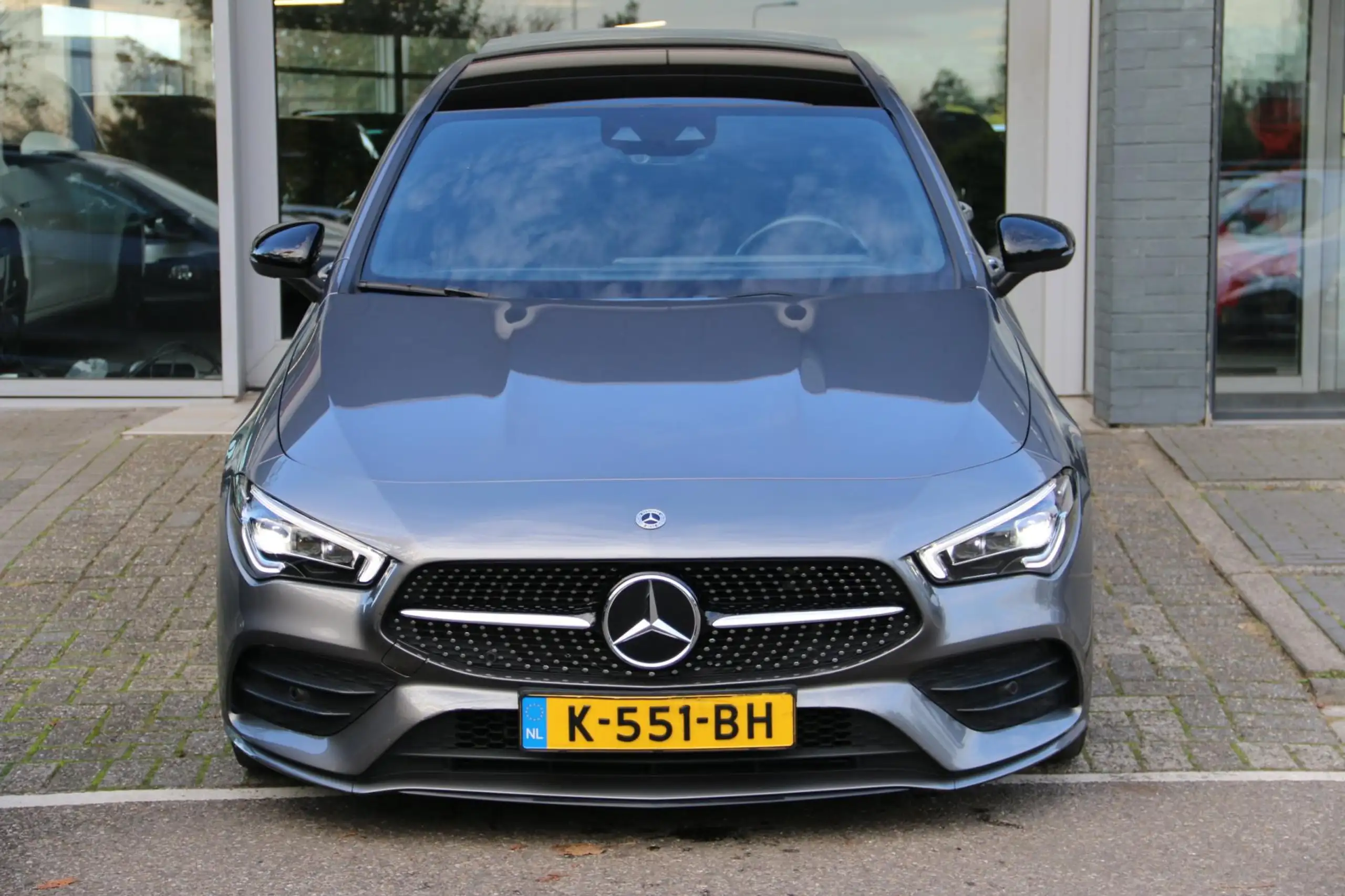 Mercedes-Benz - CLA 250