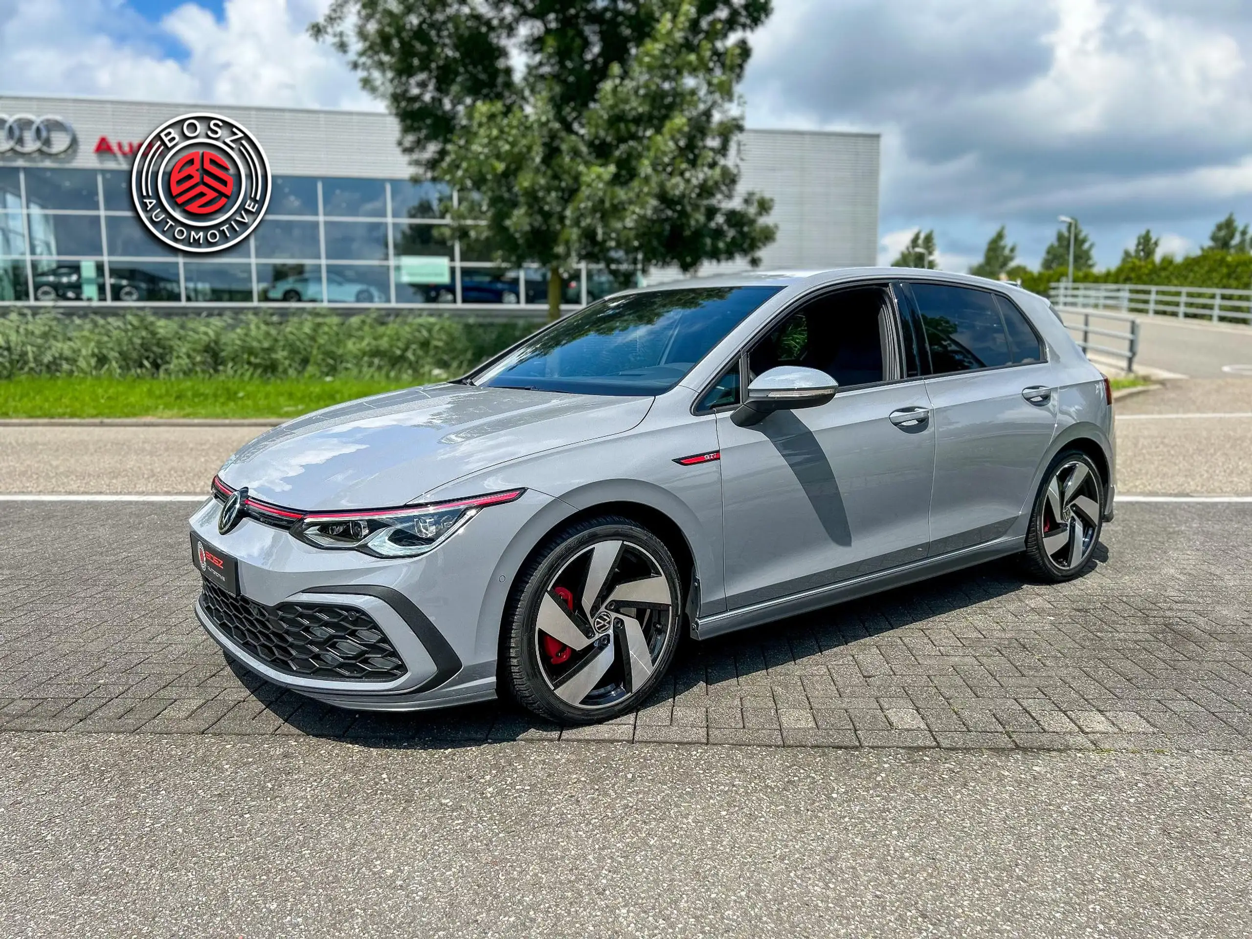 Volkswagen Golf GTI 2021