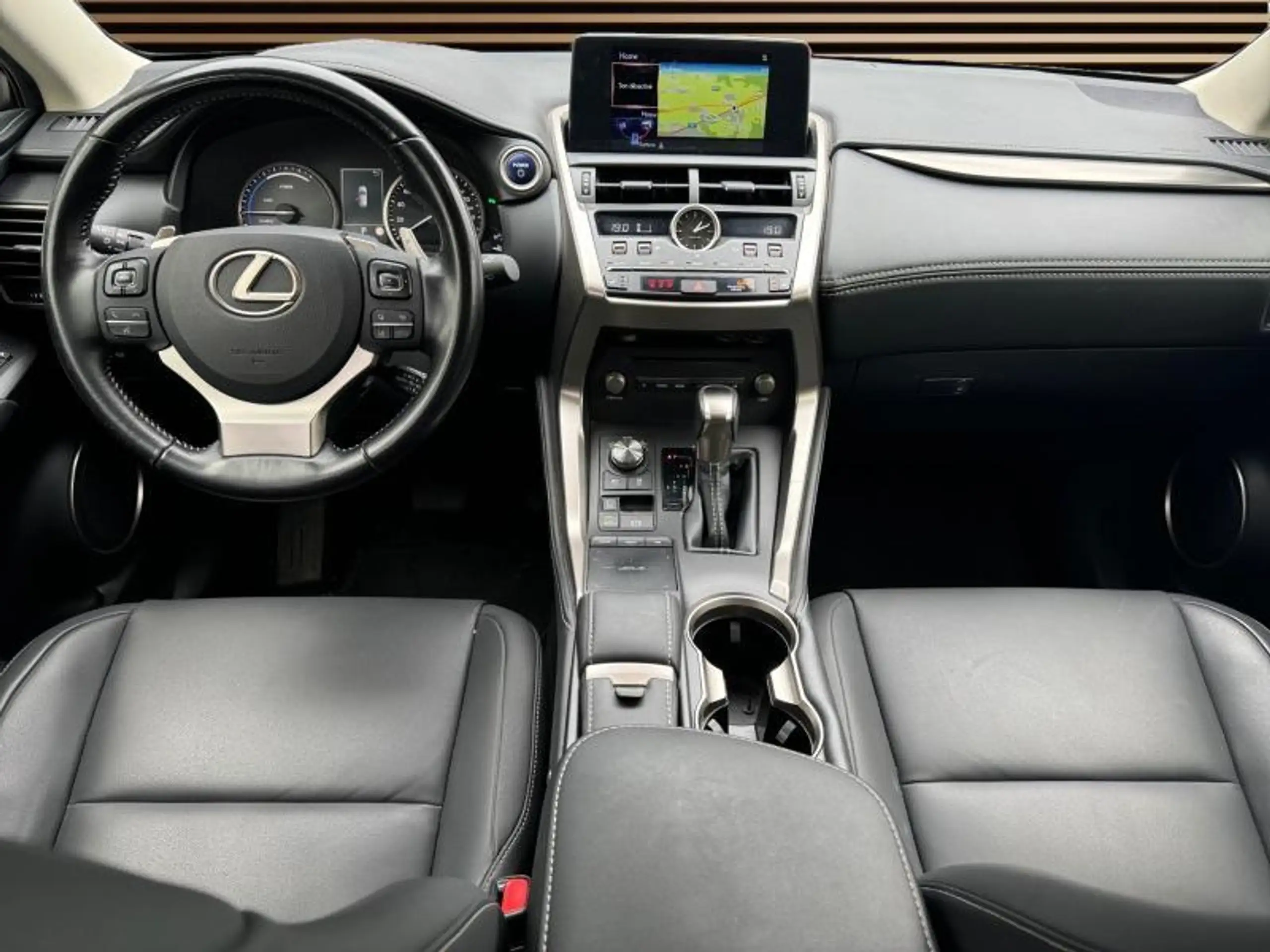 Lexus - NX 300h