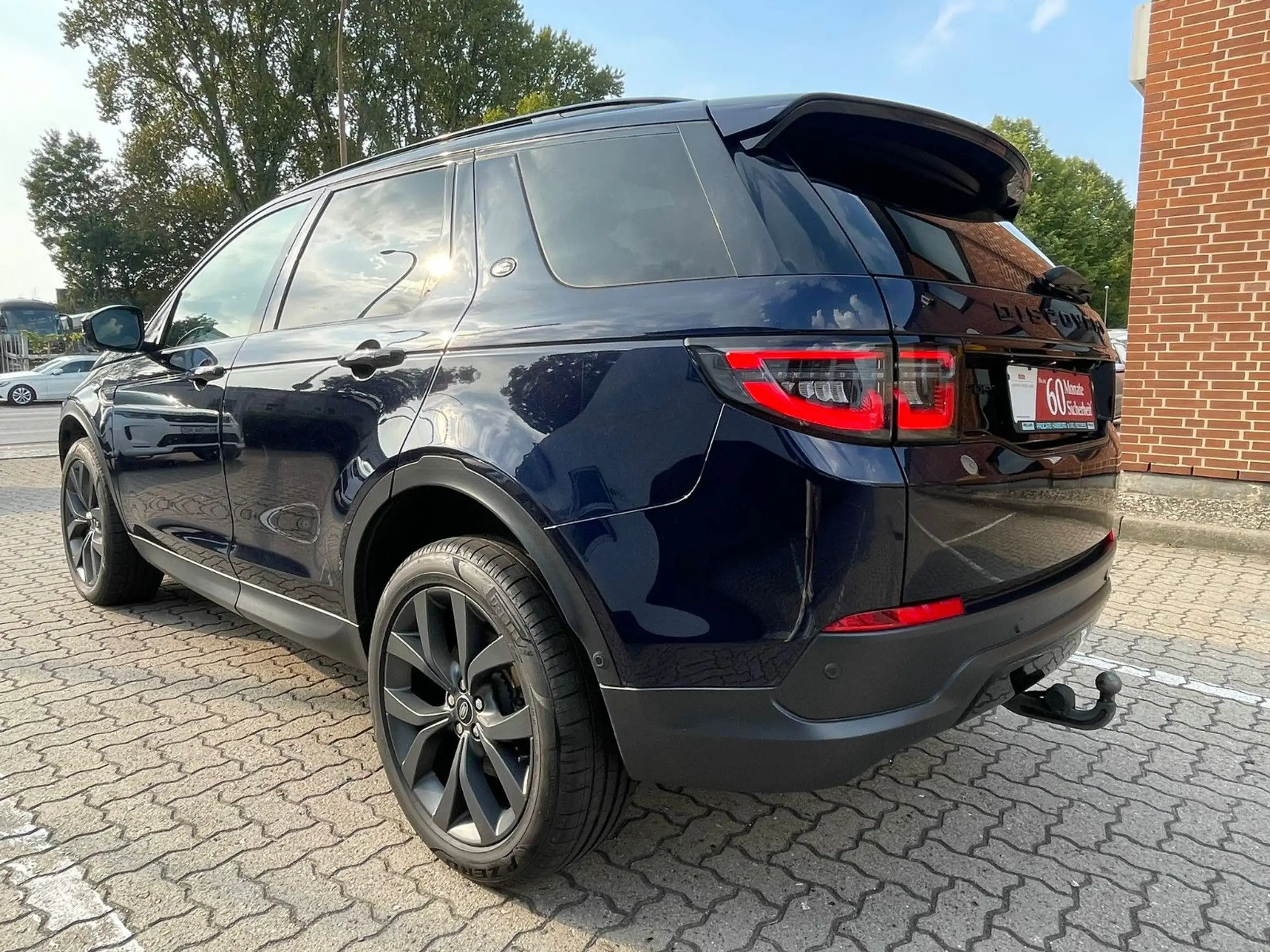 Land Rover - Discovery Sport