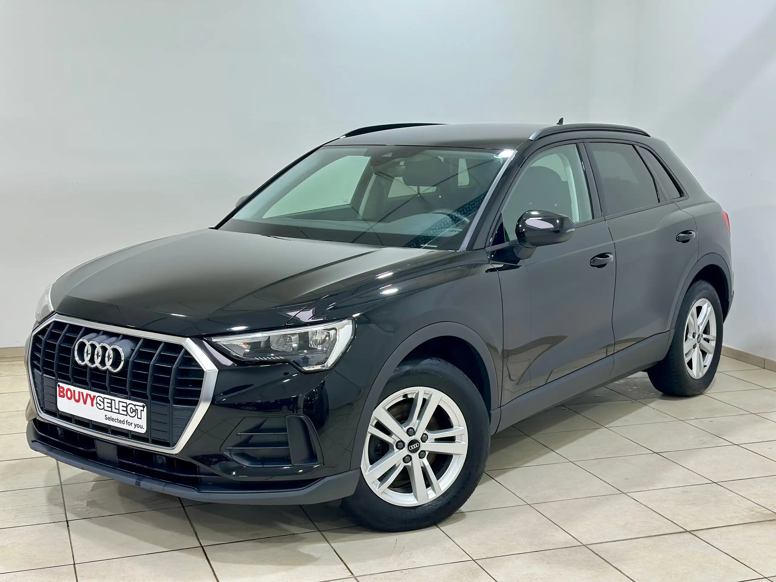 Audi - Q3