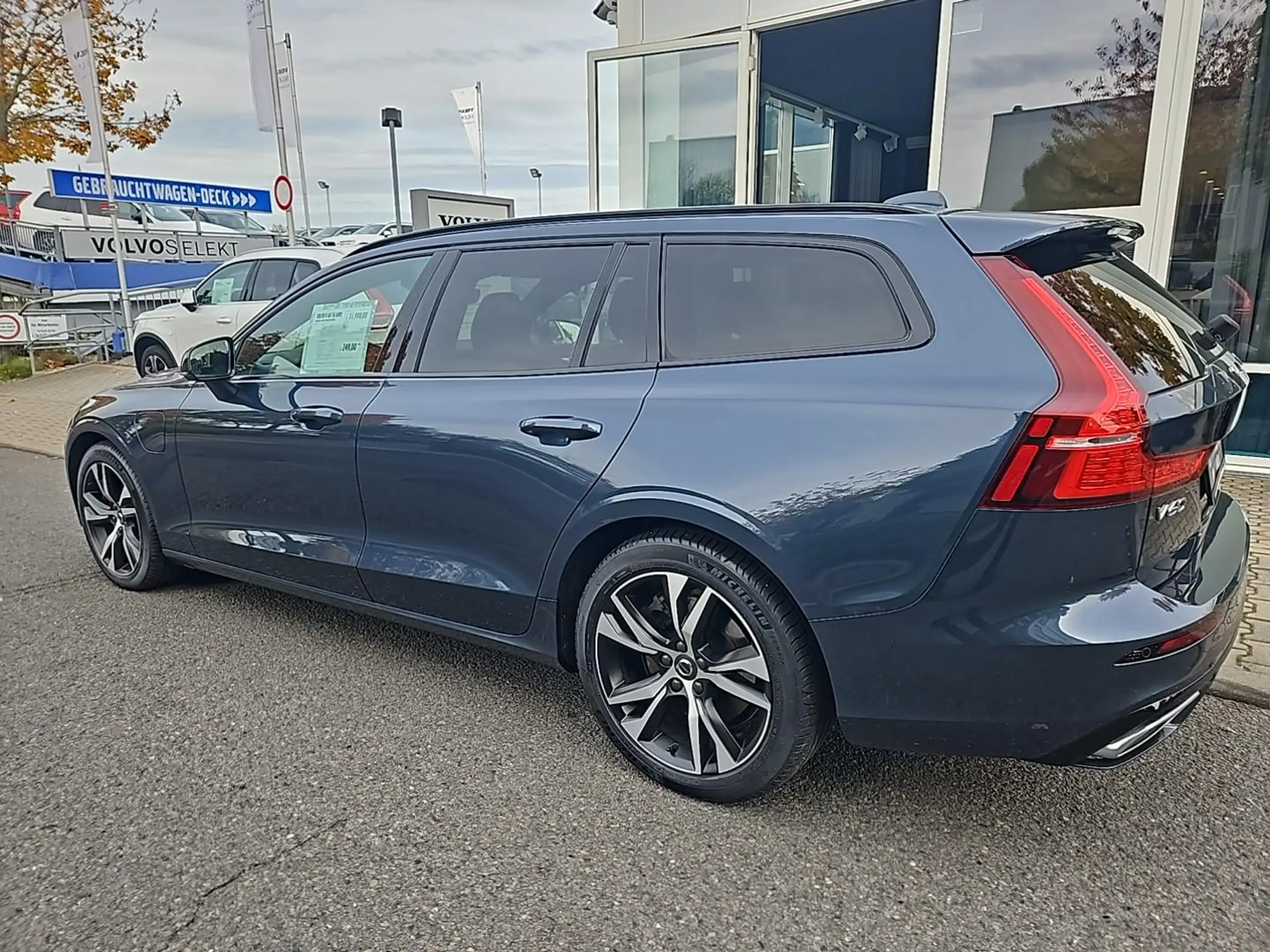 Volvo - V60