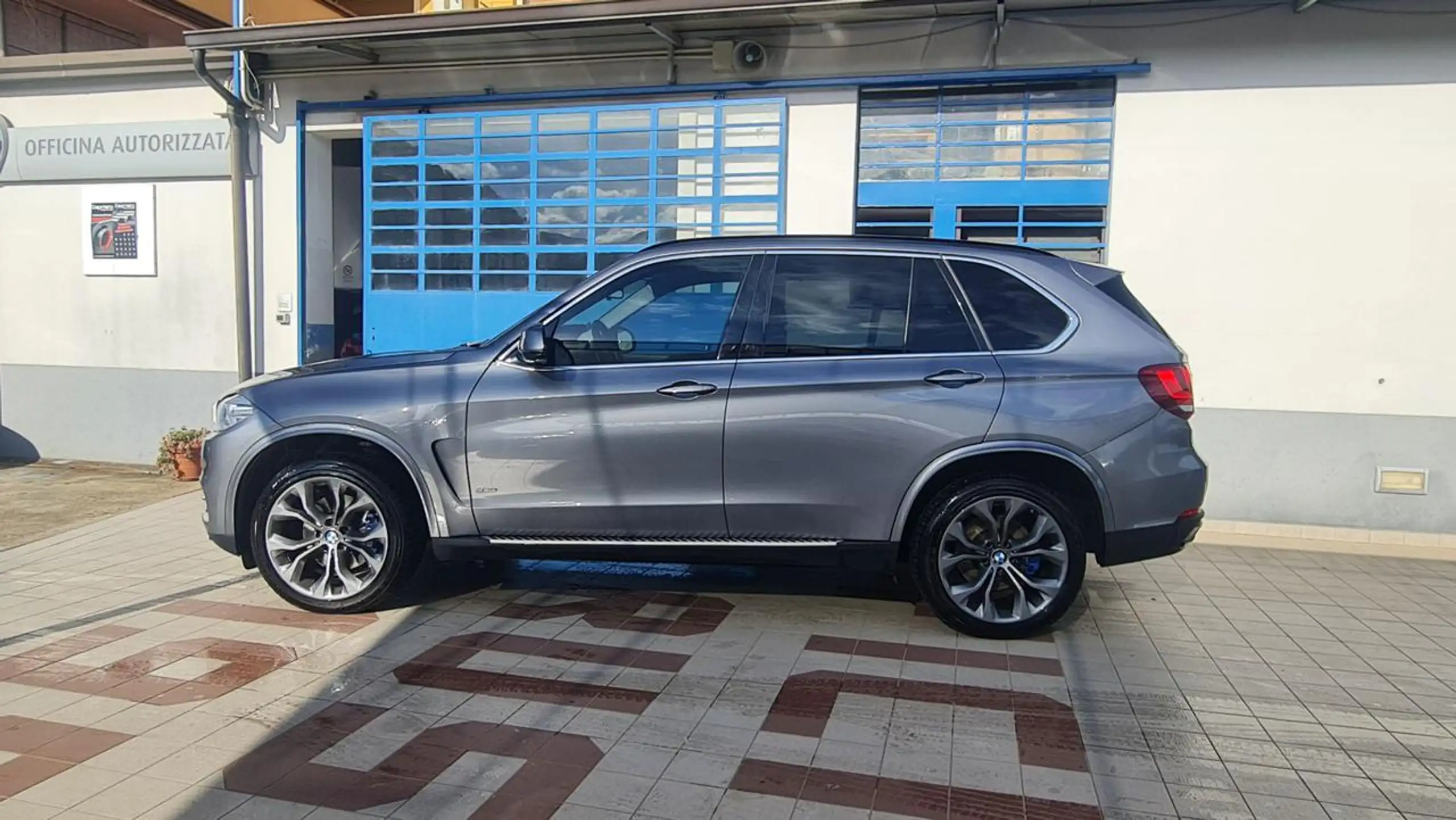 BMW - X5