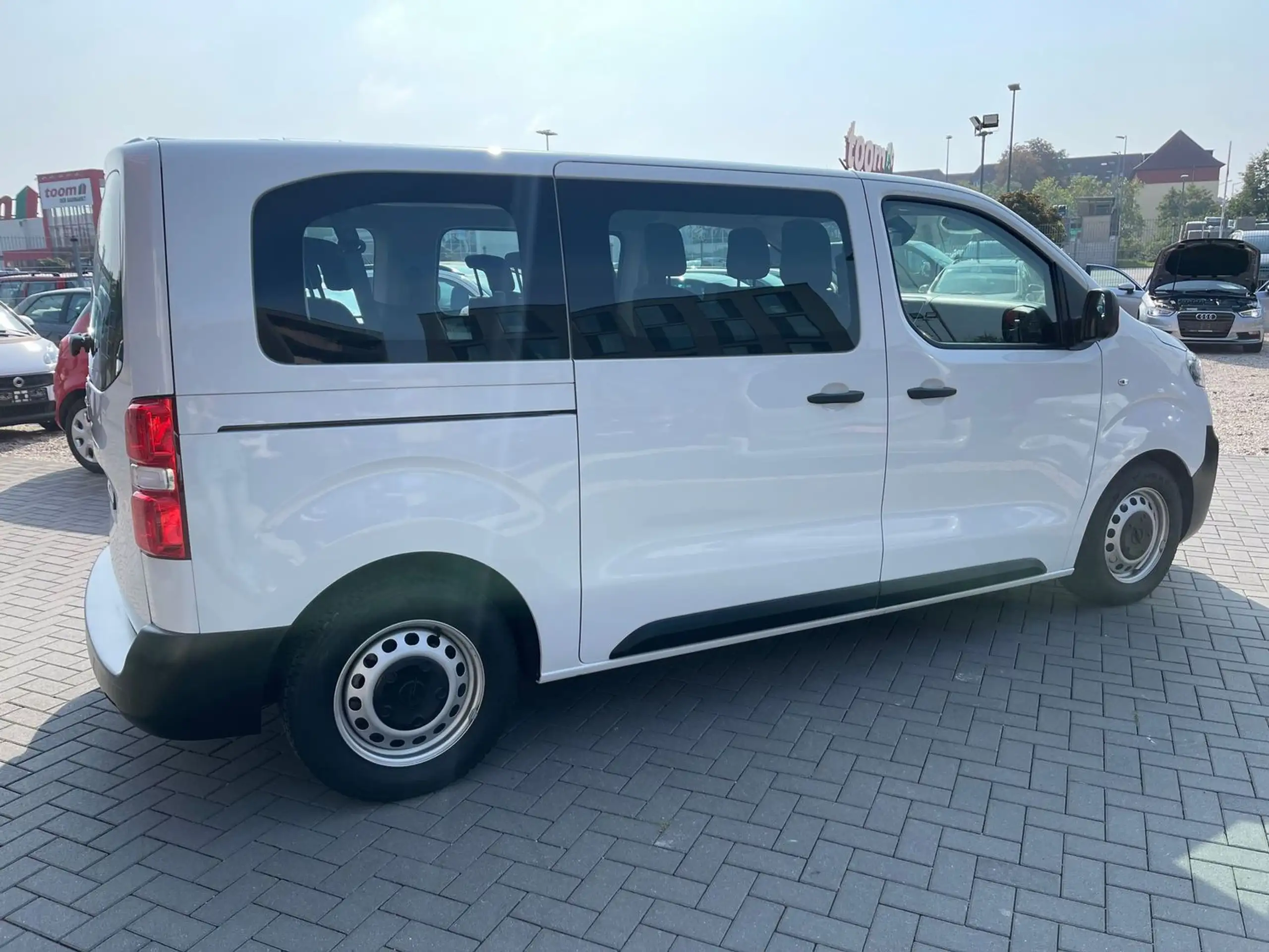 Opel - Vivaro