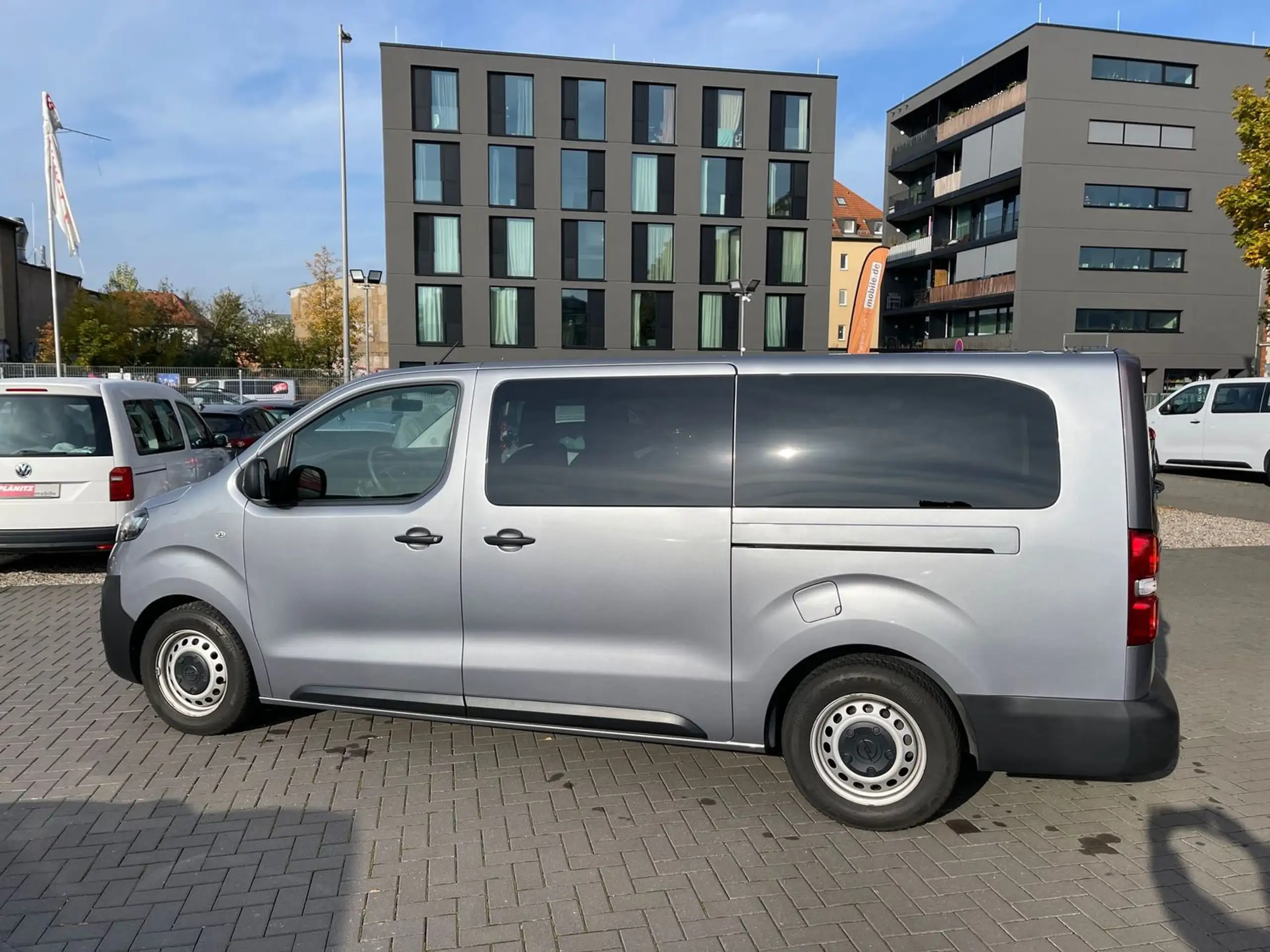 Opel - Vivaro