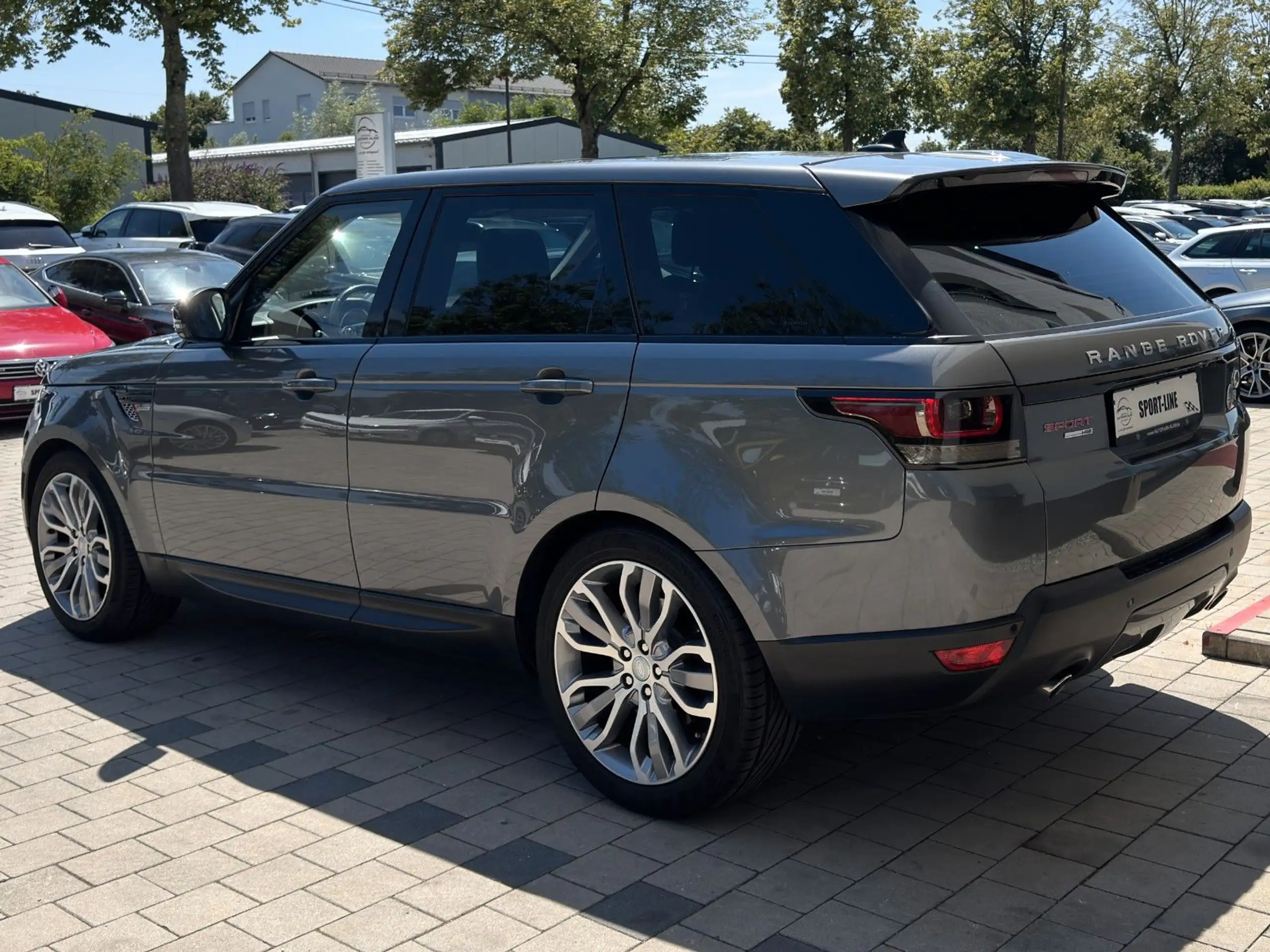 Land Rover - Range Rover Sport