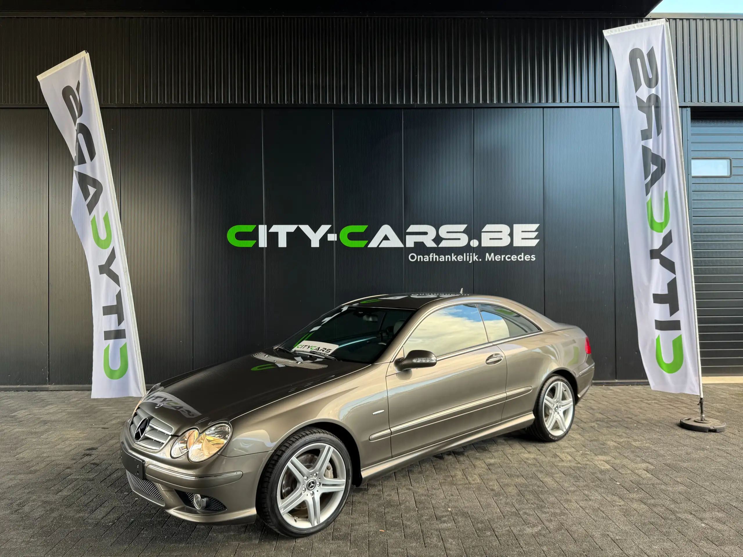 Mercedes-Benz - CLK 220