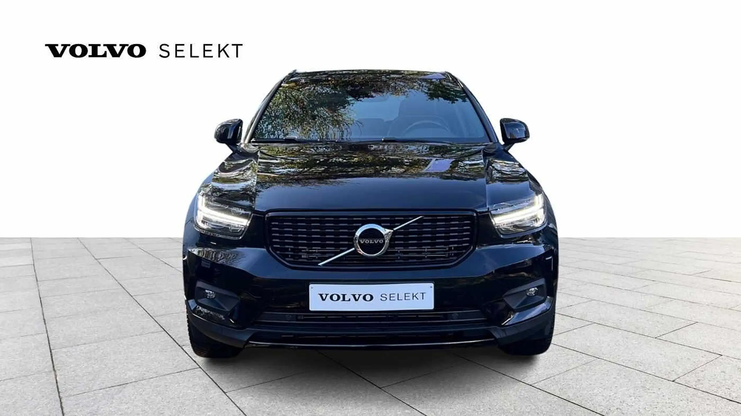 Volvo - XC40