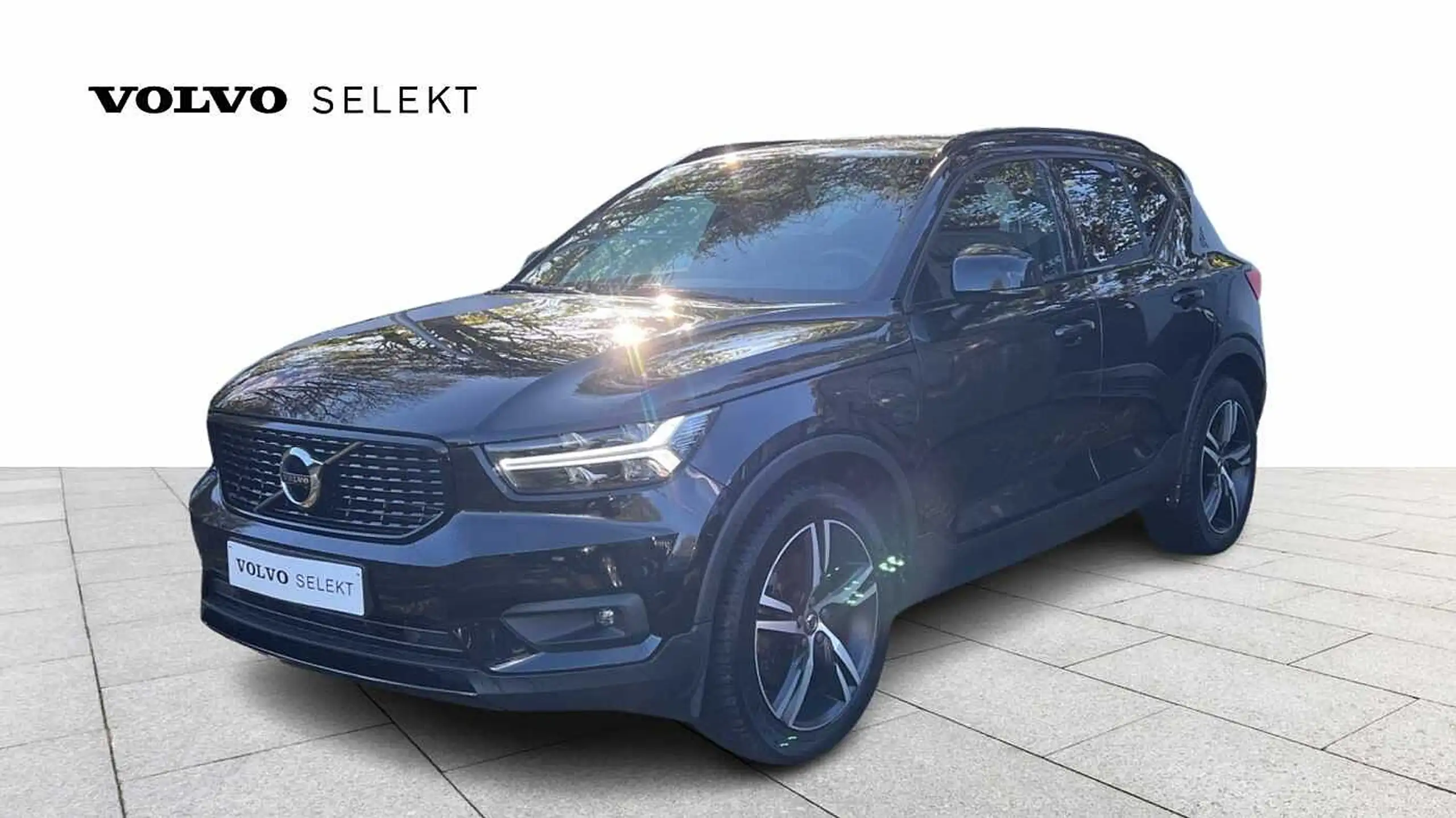 Volvo - XC40