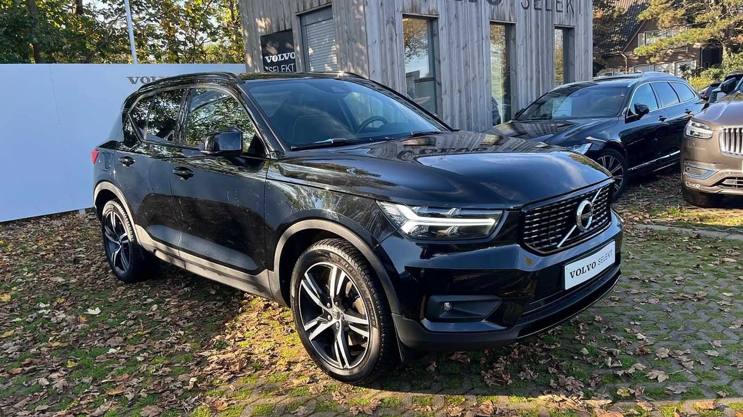 Volvo - XC40