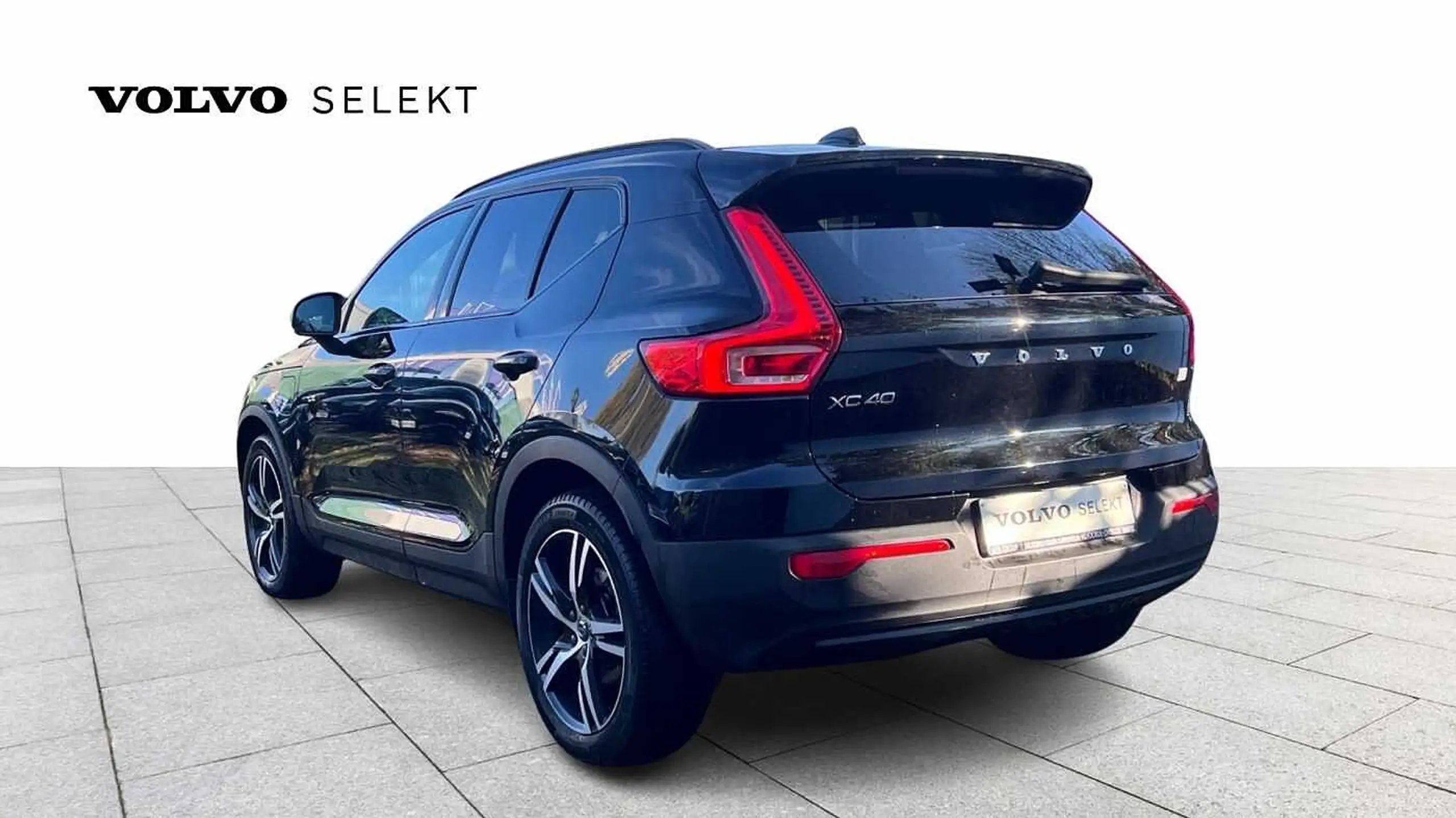 Volvo - XC40