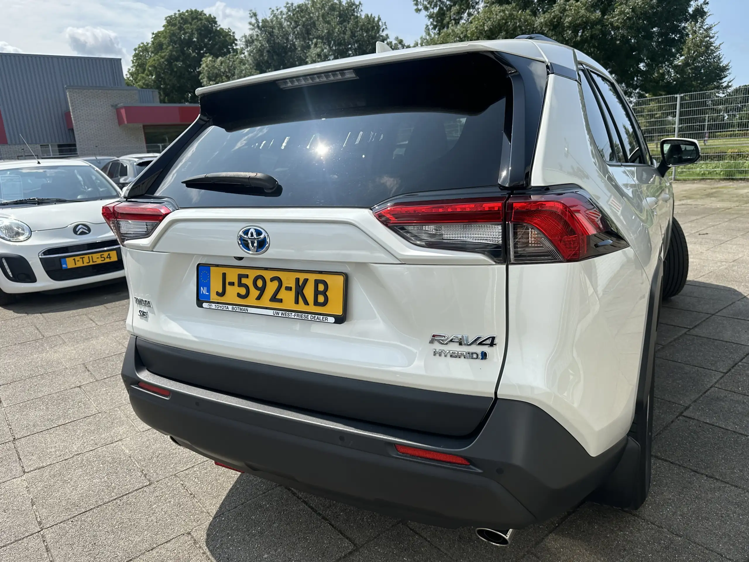 Toyota - RAV 4