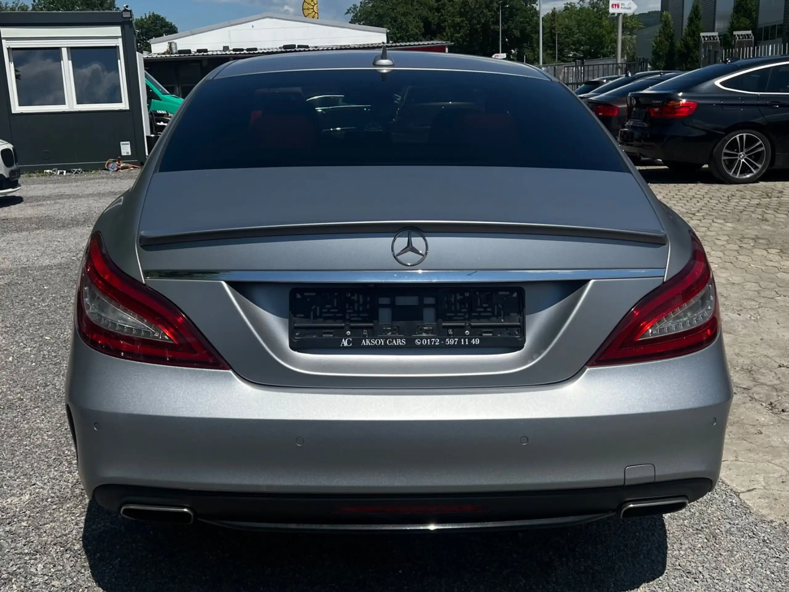 Mercedes-Benz - CLS 500