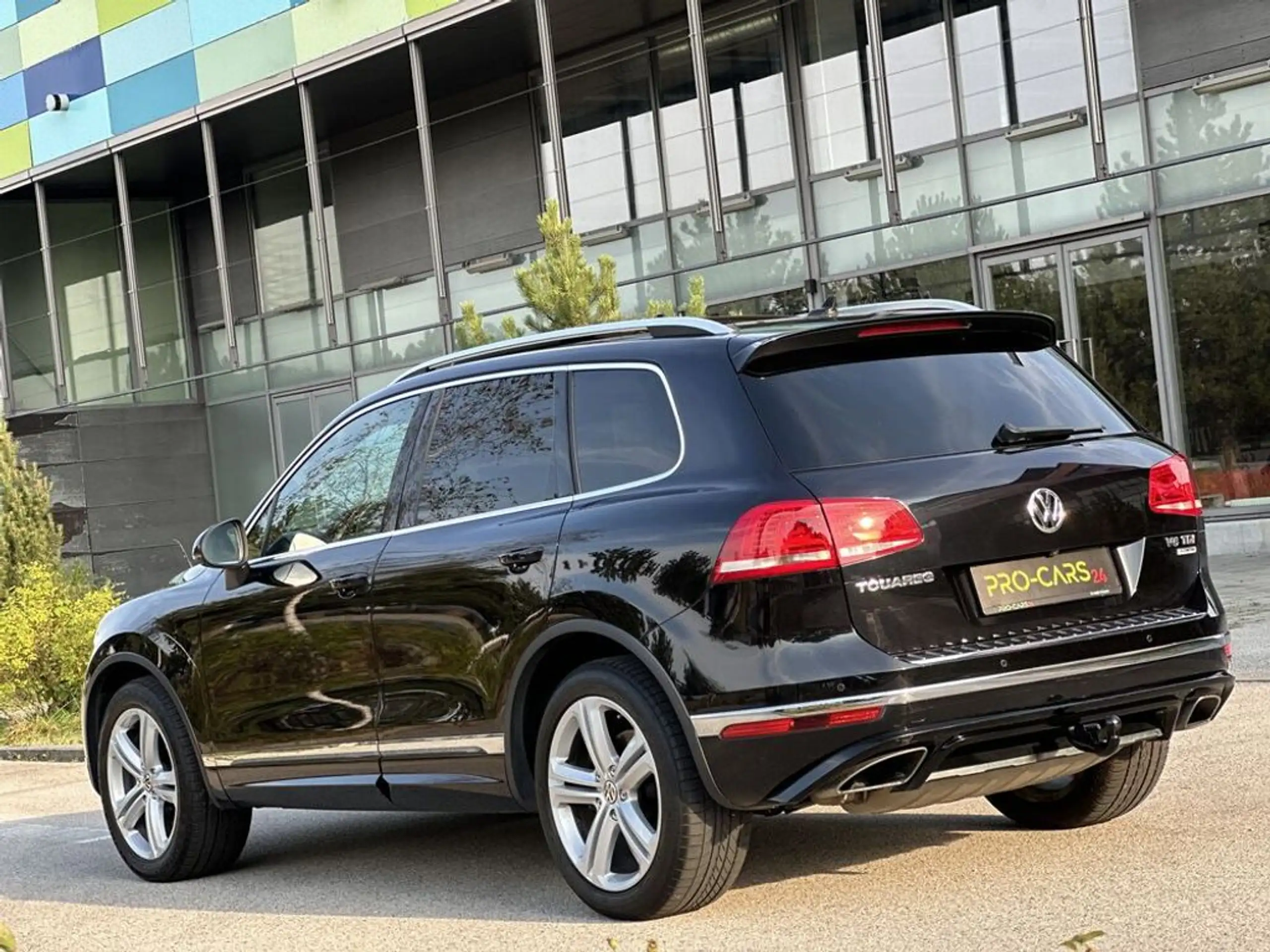 Volkswagen - Touareg