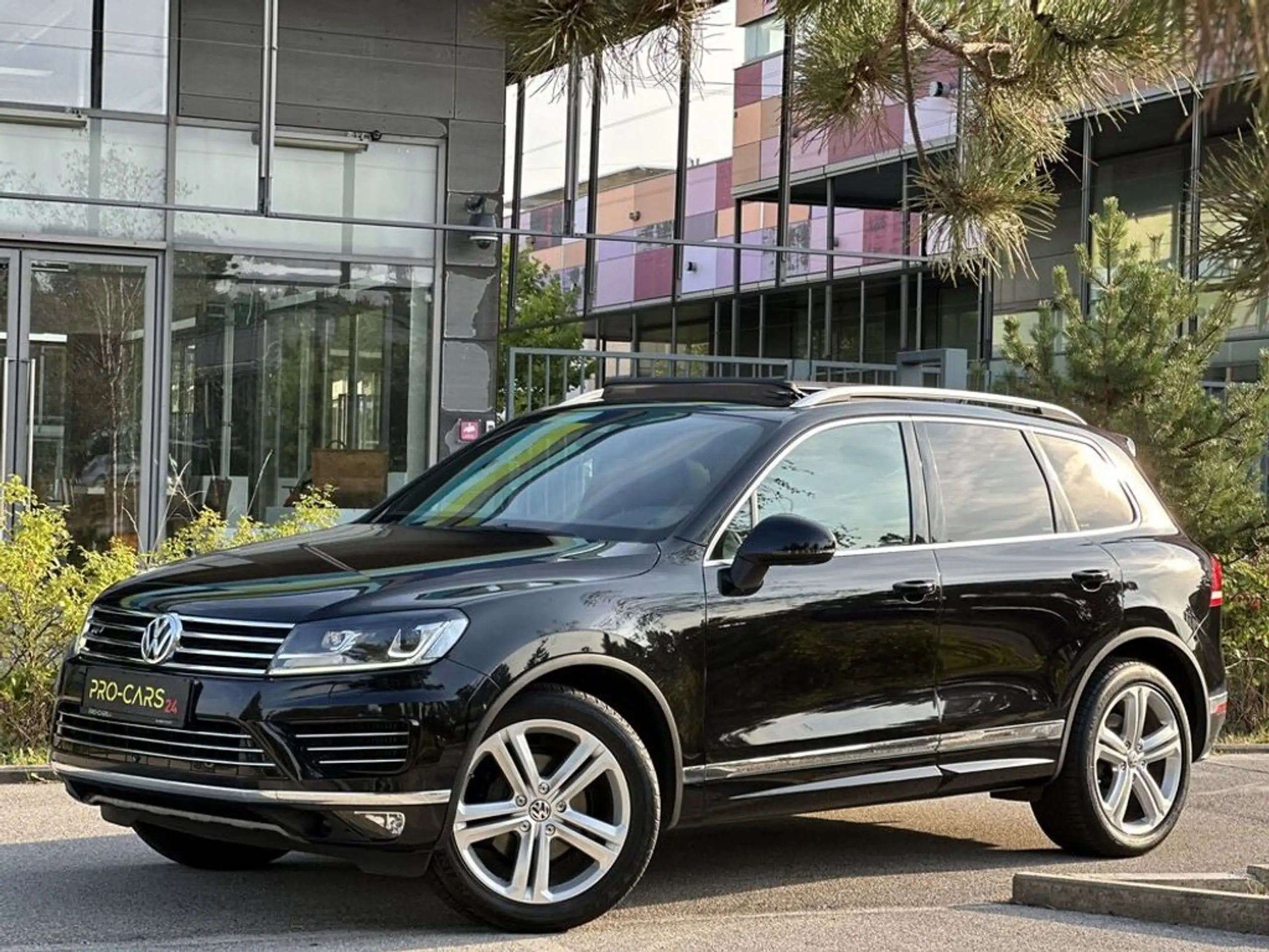 Volkswagen - Touareg