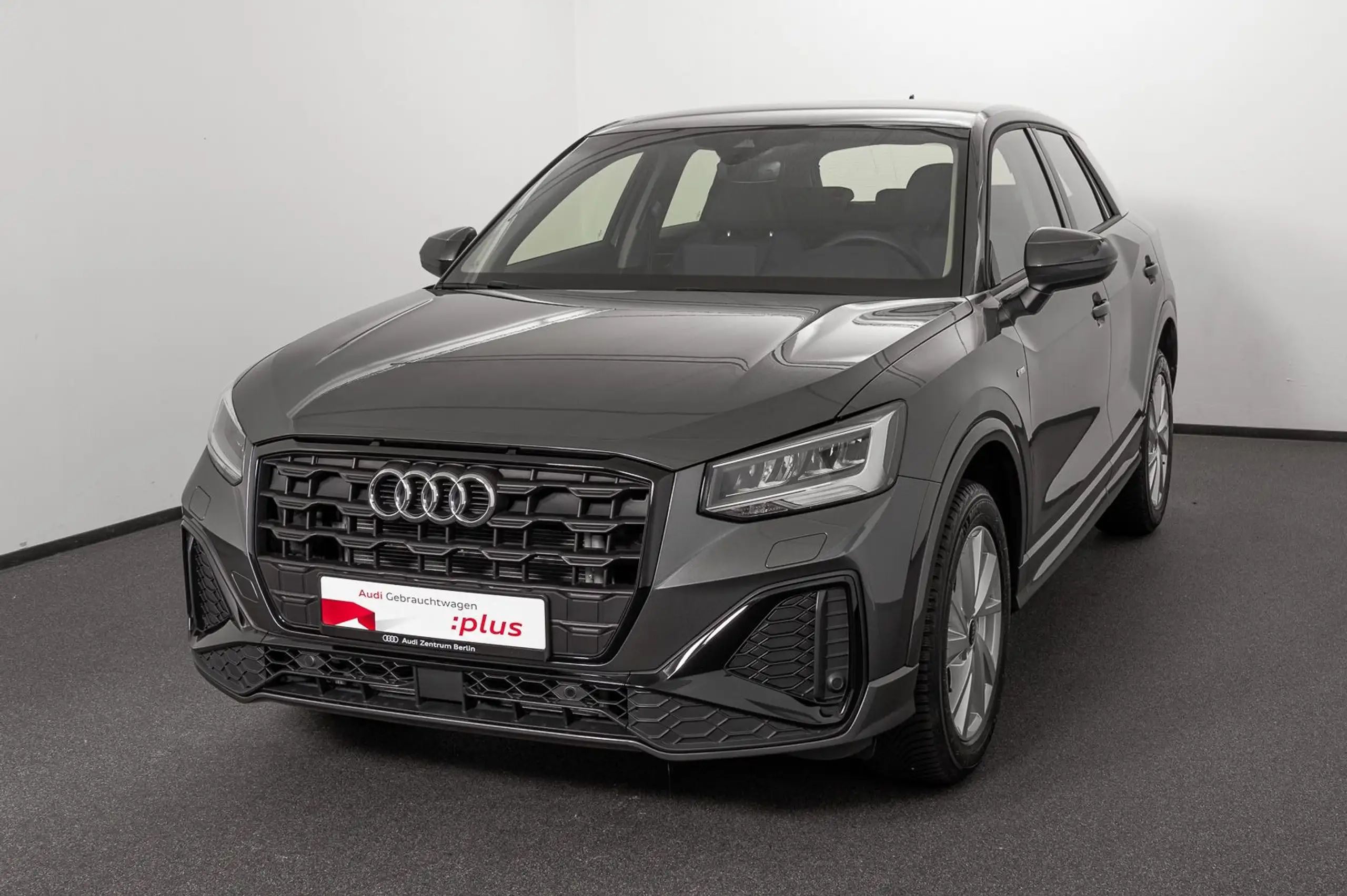 Audi - Q2