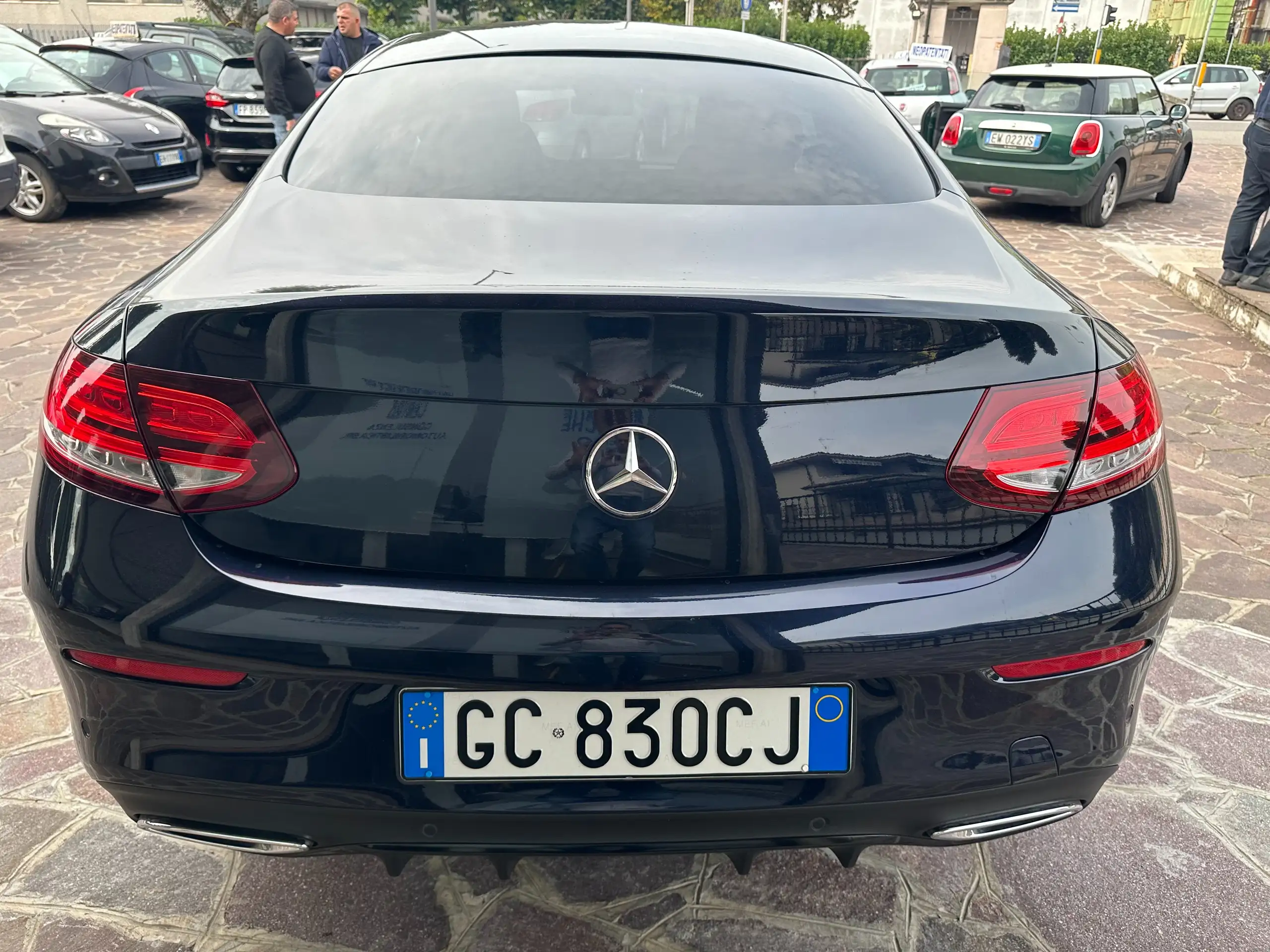 Mercedes-Benz - C 220