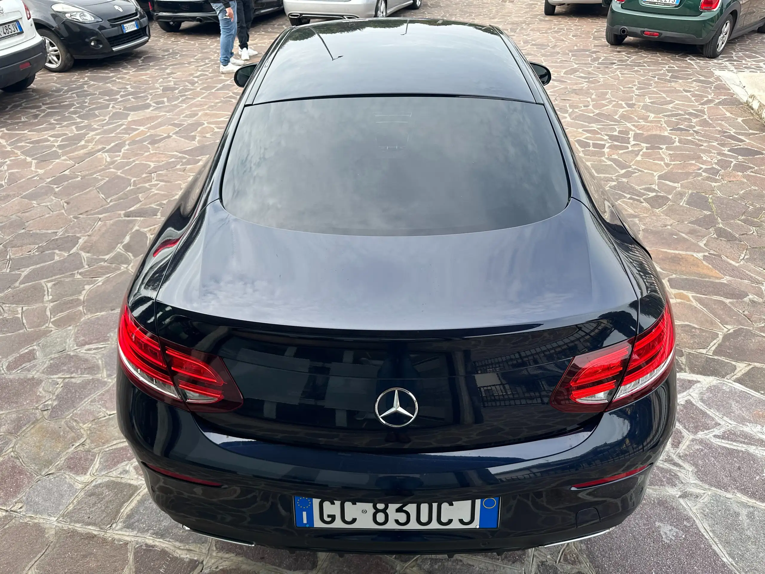 Mercedes-Benz - C 220