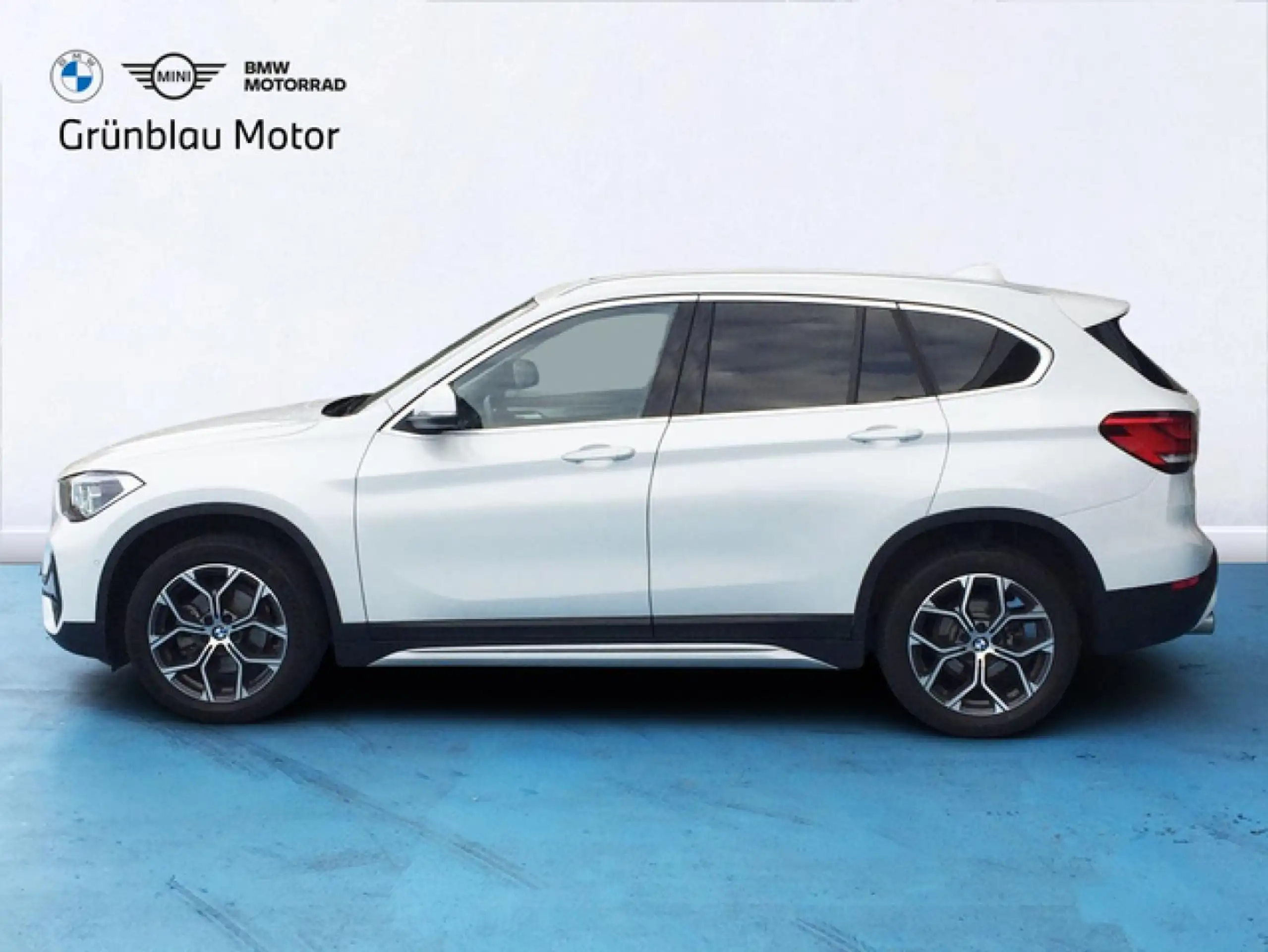 BMW - X1