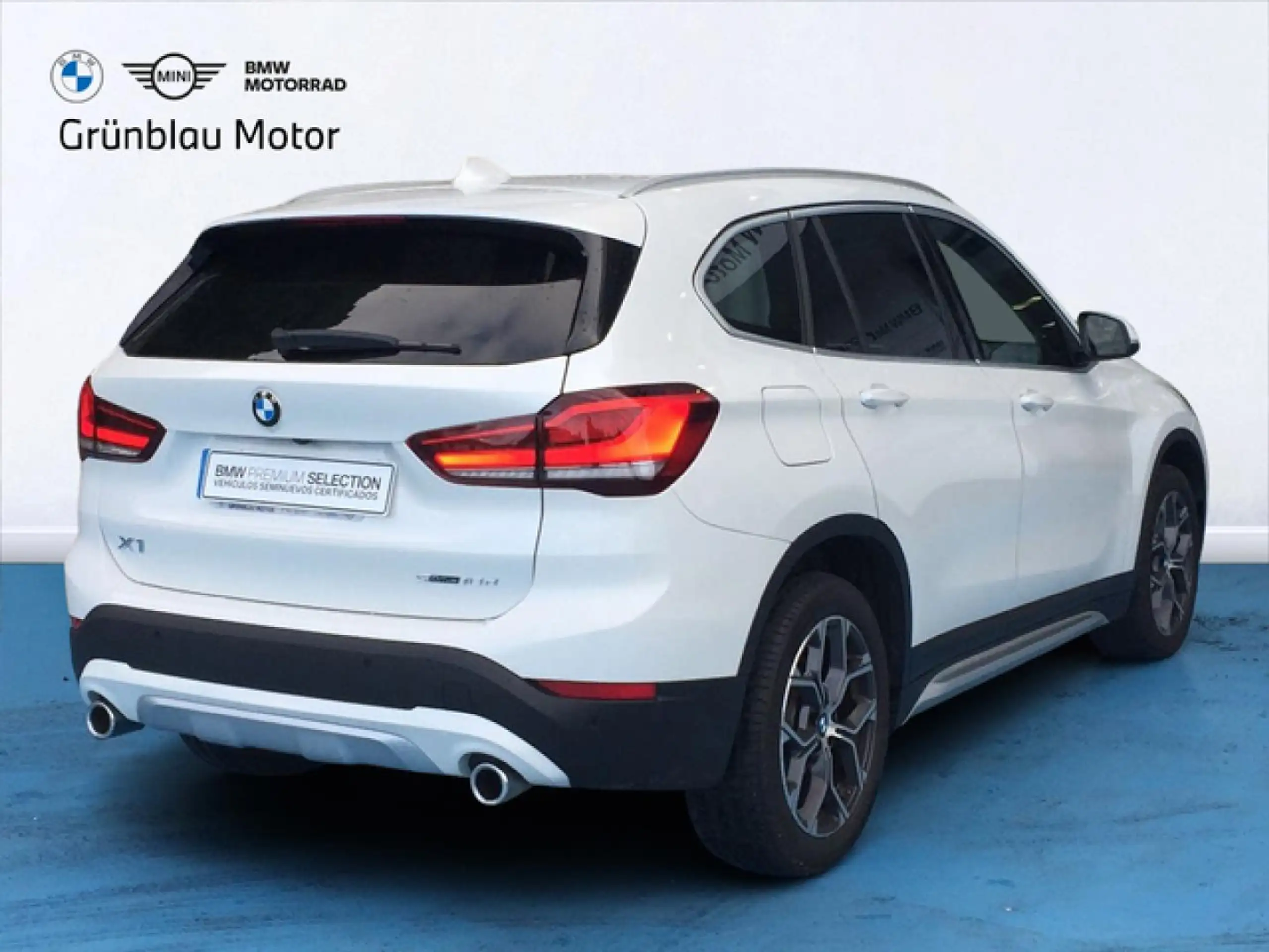 BMW - X1