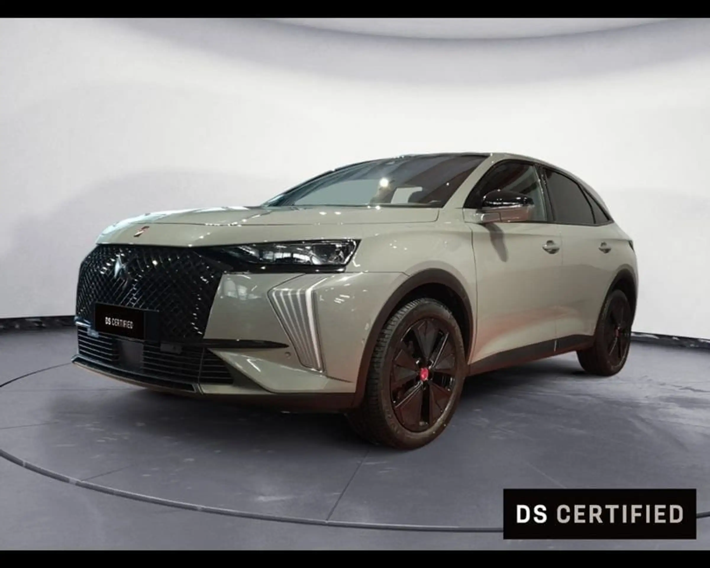 DS Automobiles - DS 7 Crossback