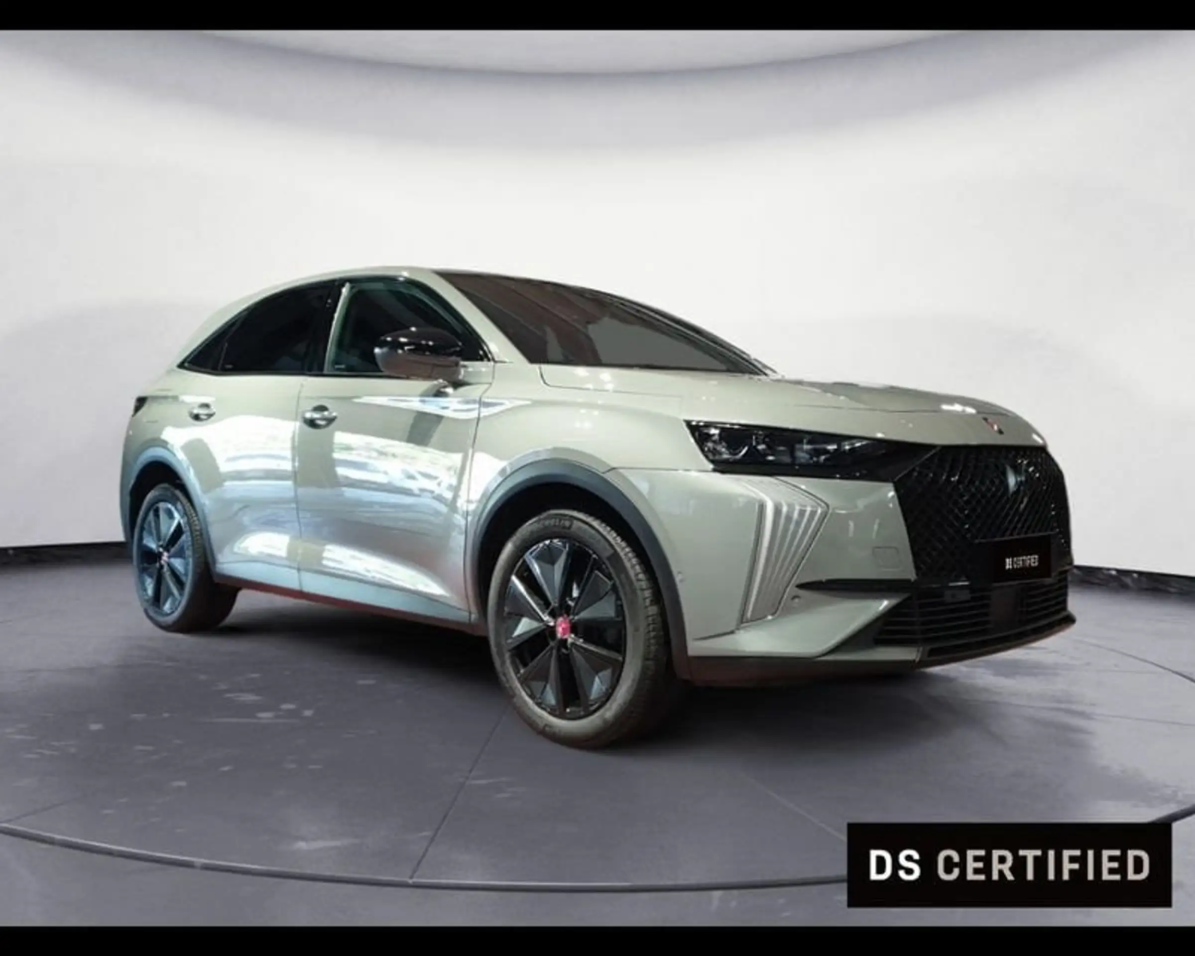 DS Automobiles - DS 7 Crossback