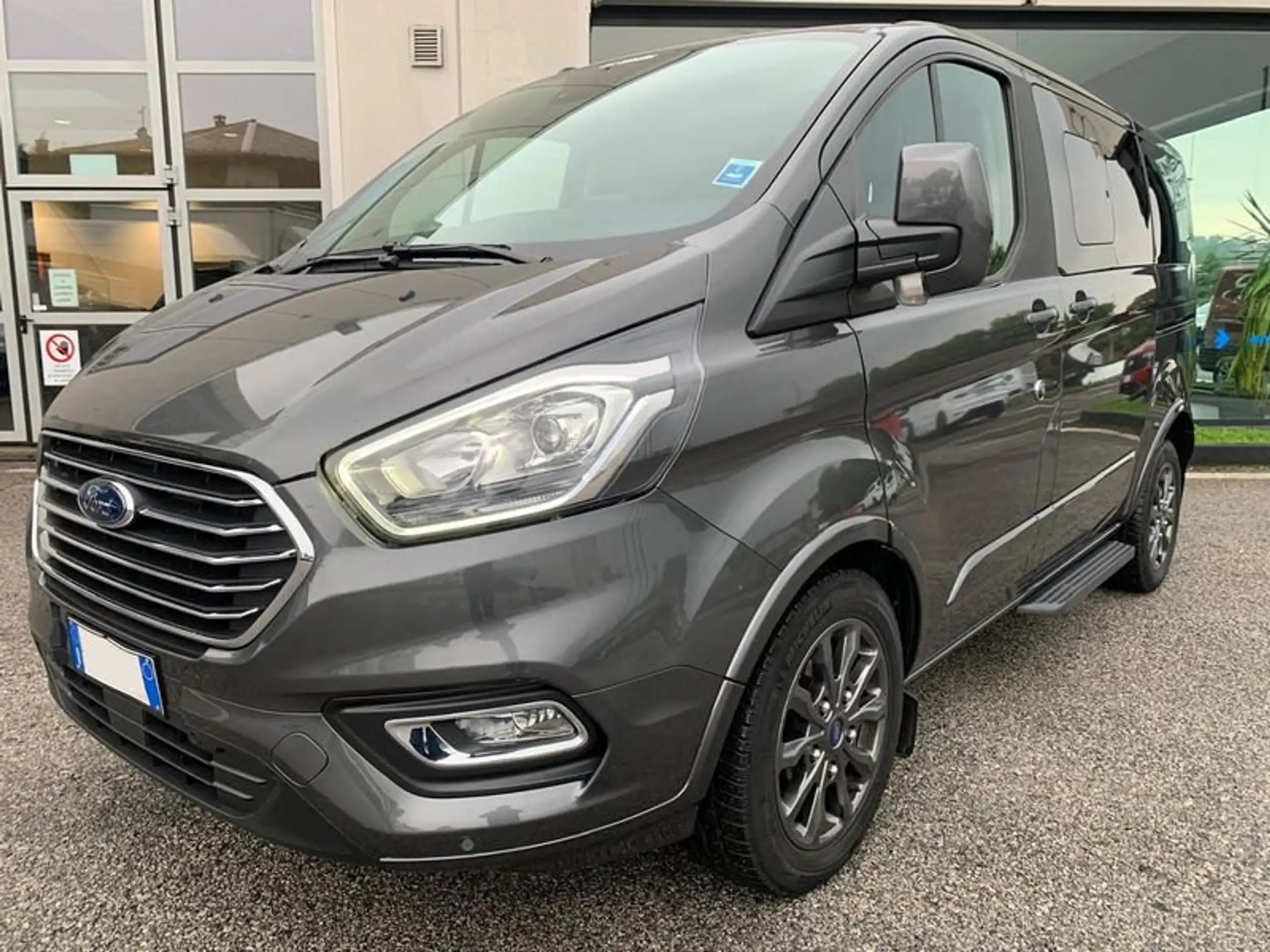 Ford Tourneo Custom 2019