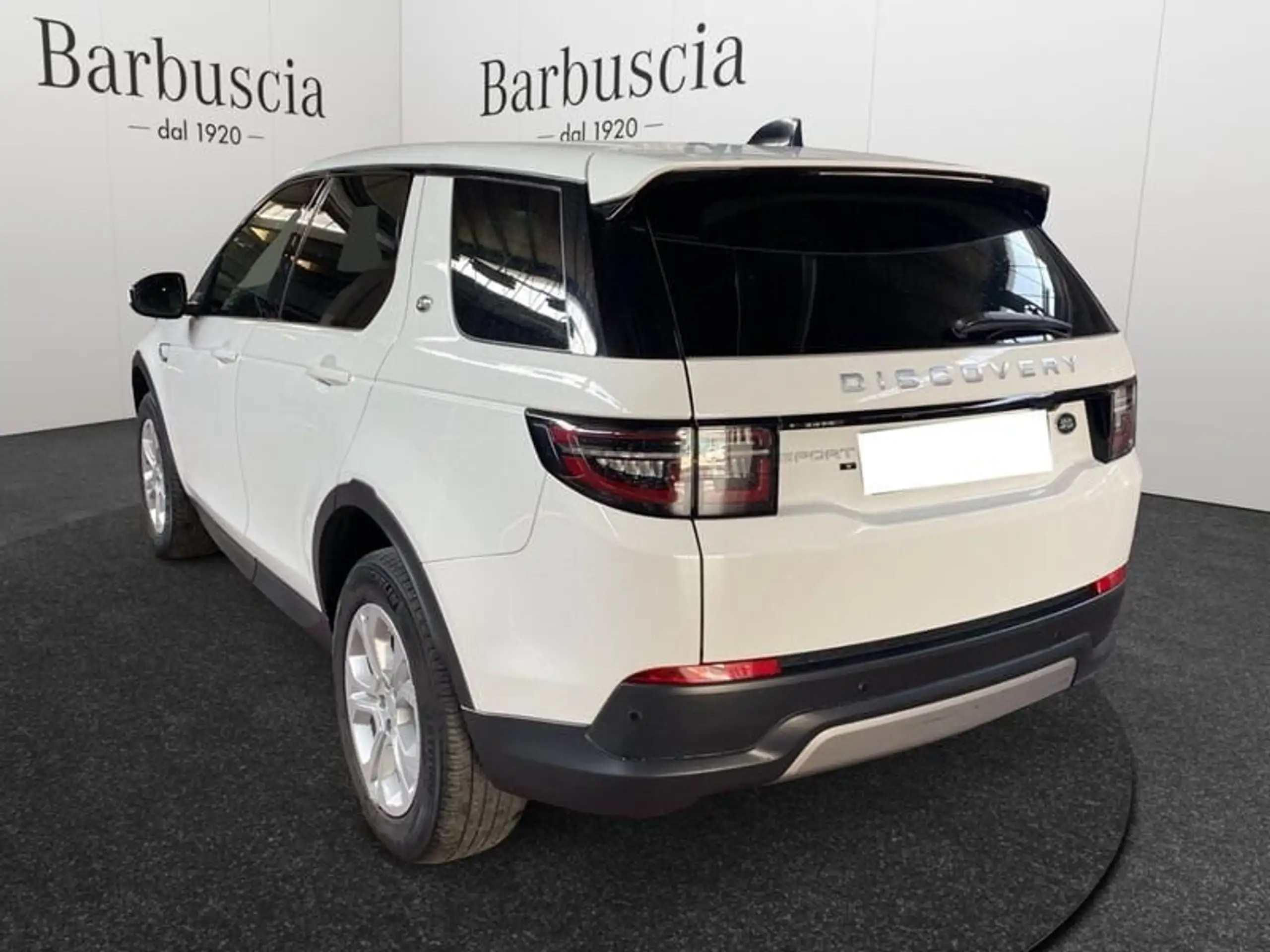 Land Rover - Discovery Sport