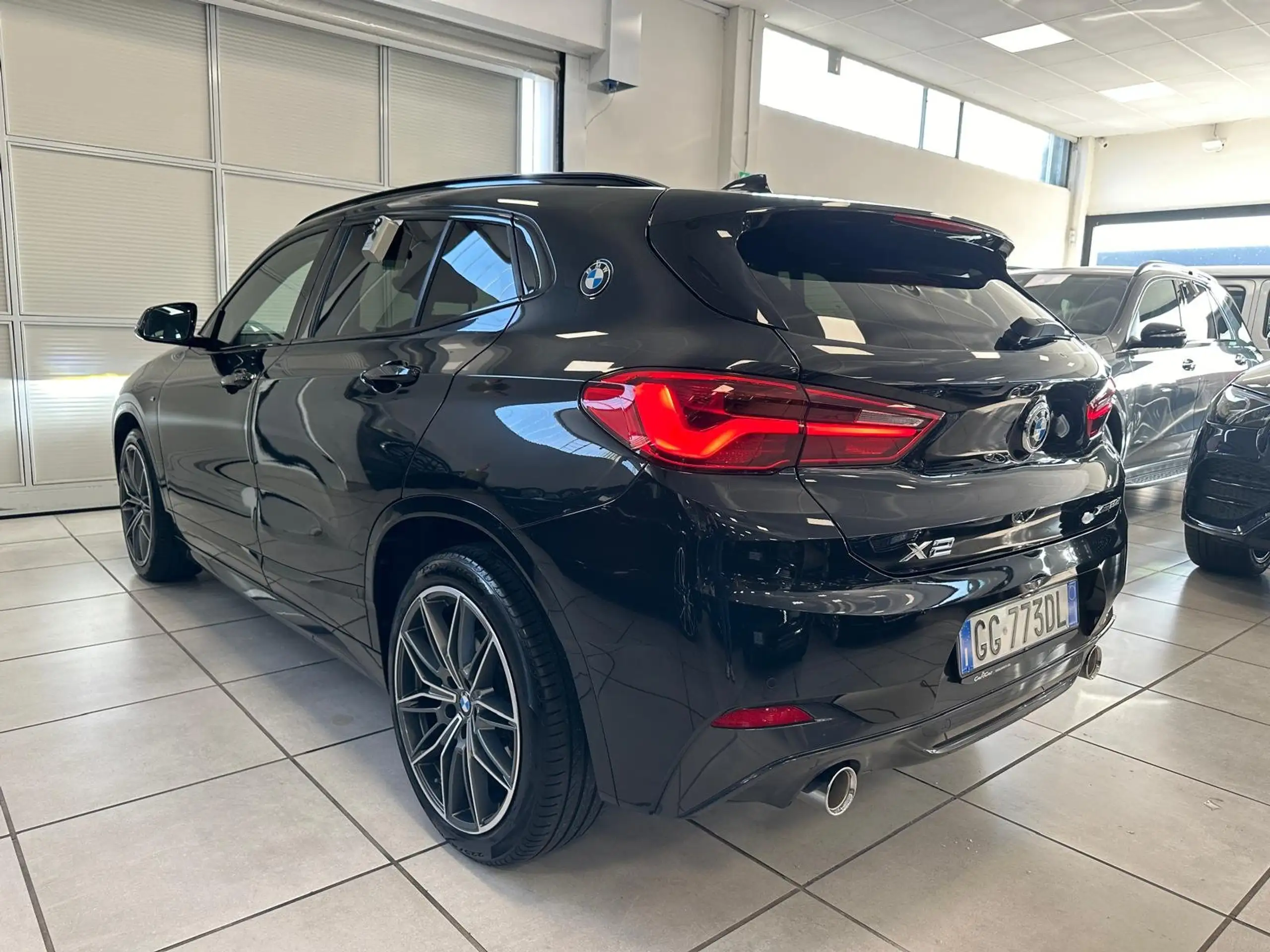 BMW - X2