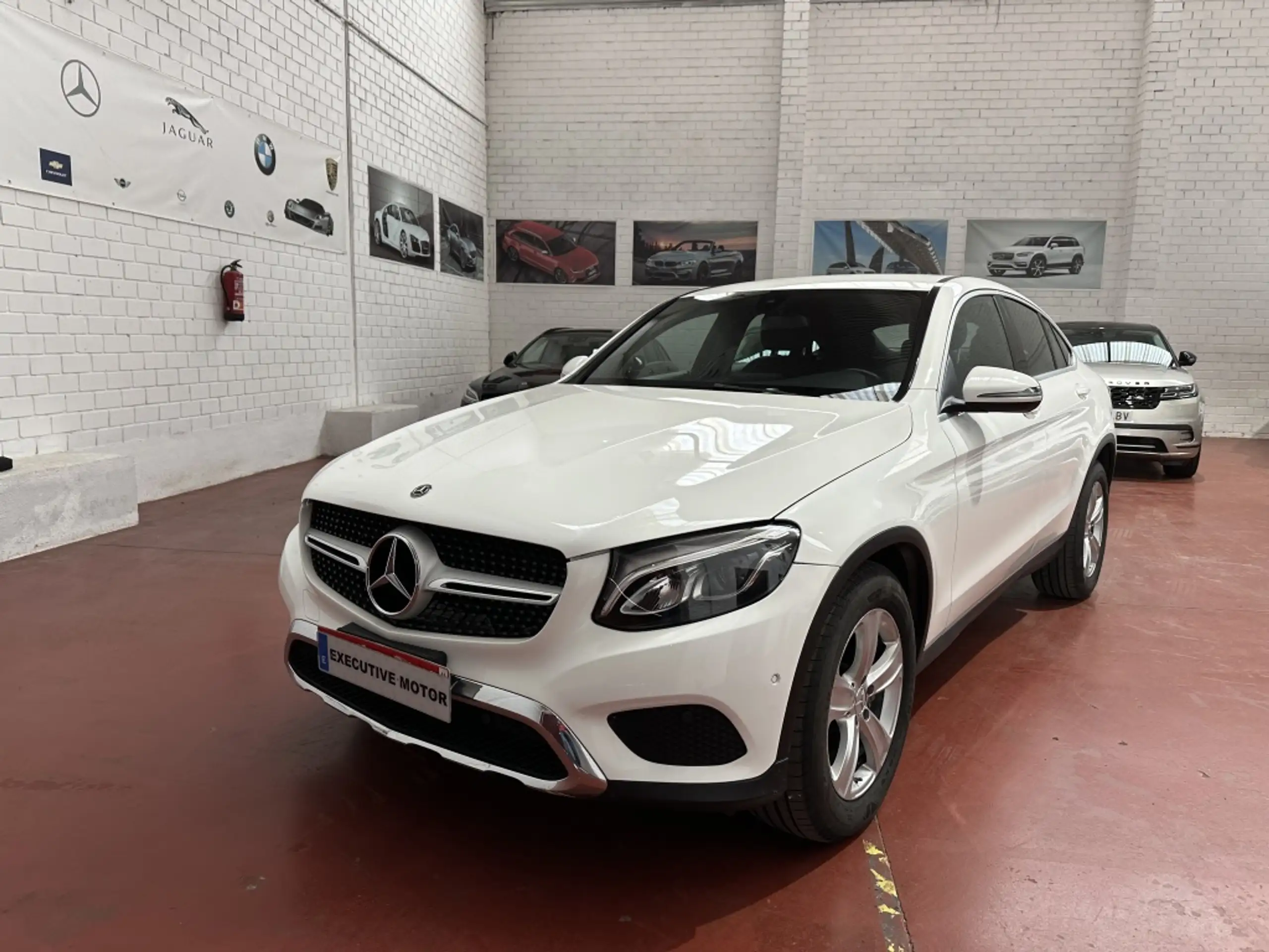 Mercedes-Benz - GLC 250