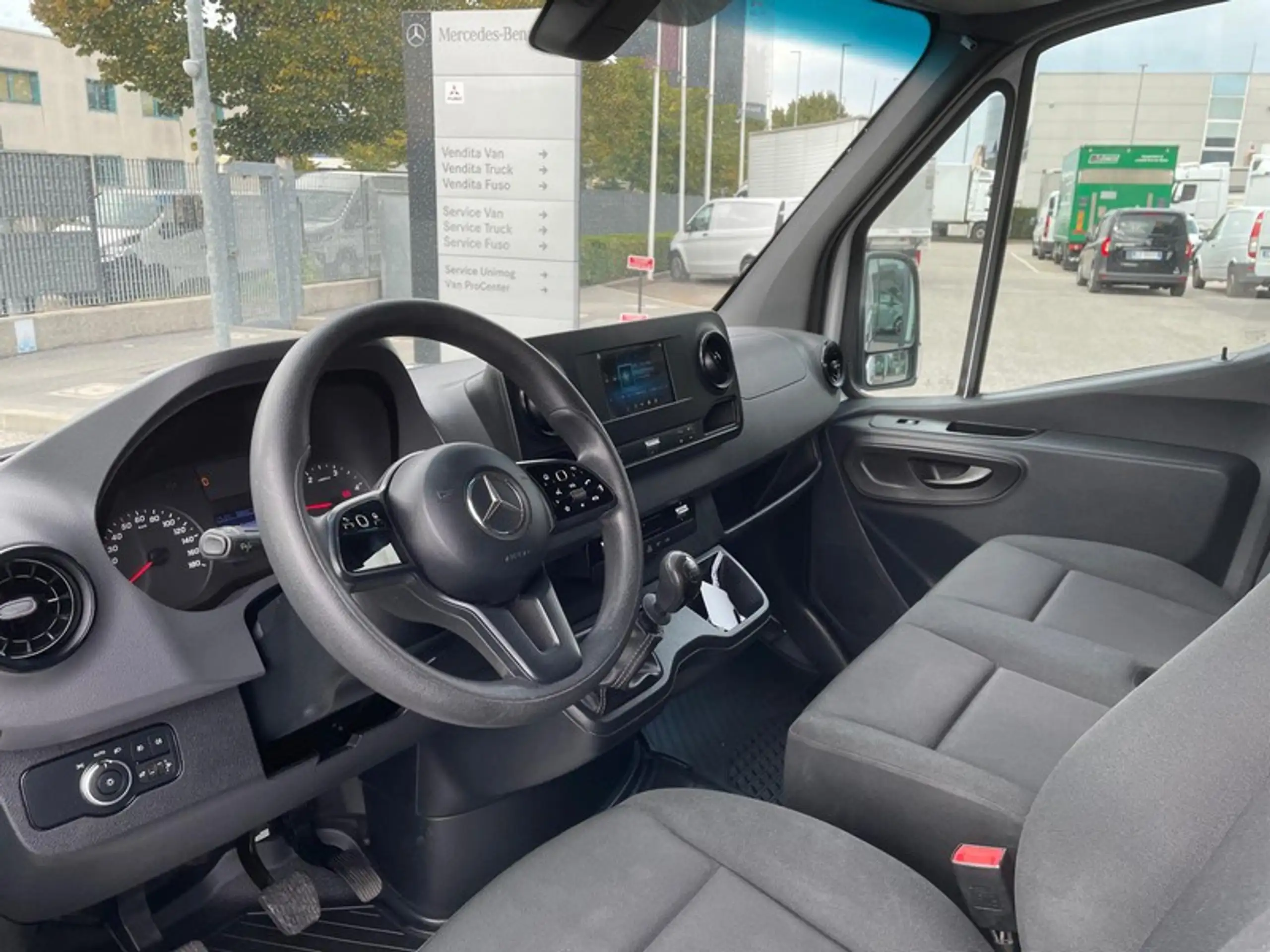 Mercedes-Benz - Sprinter