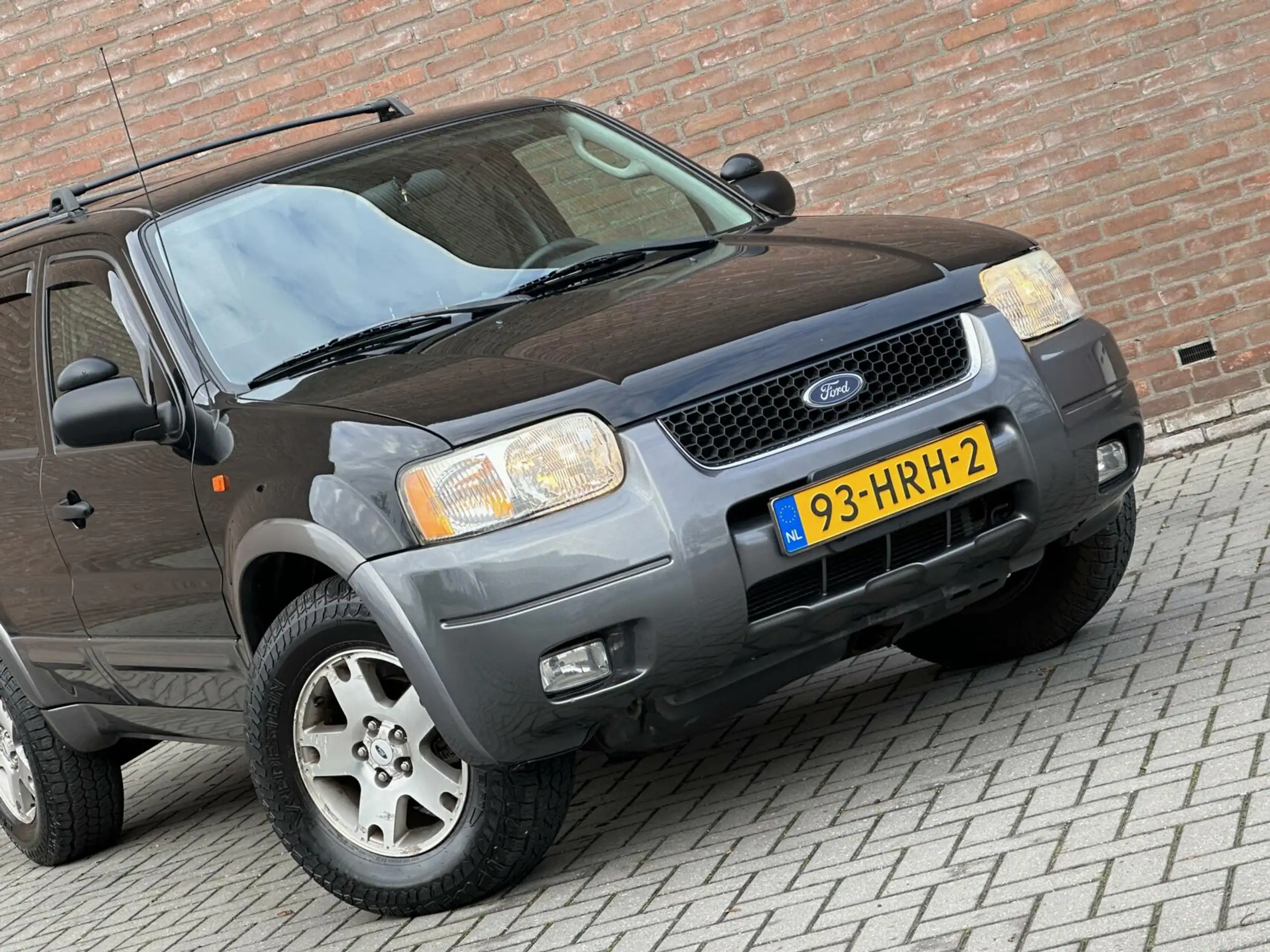 Ford - Escape