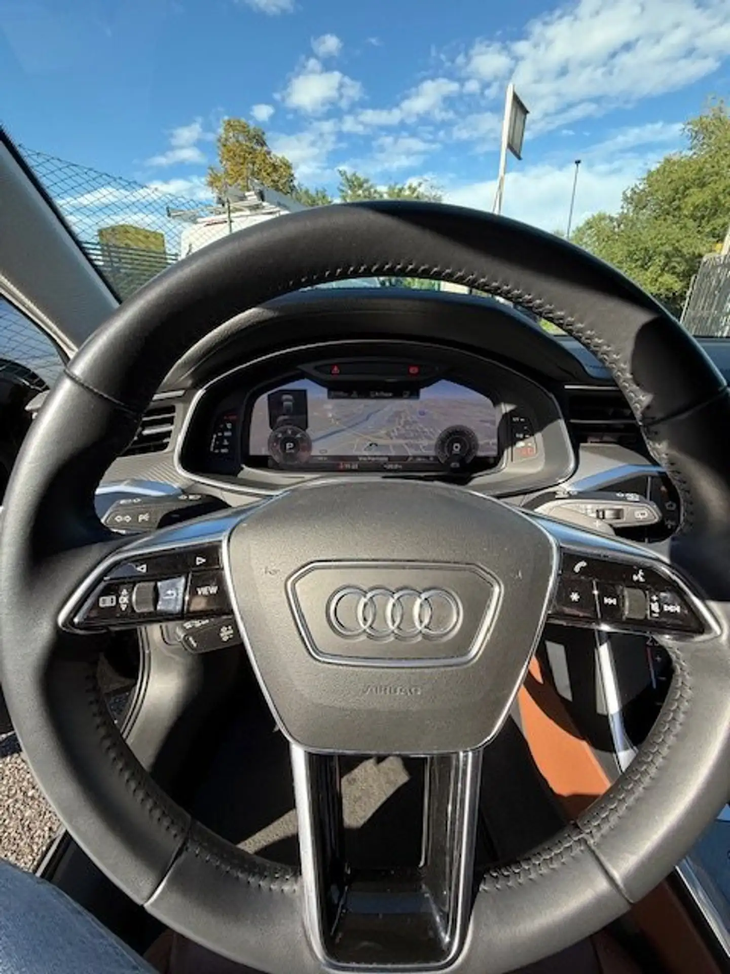 Audi - A6