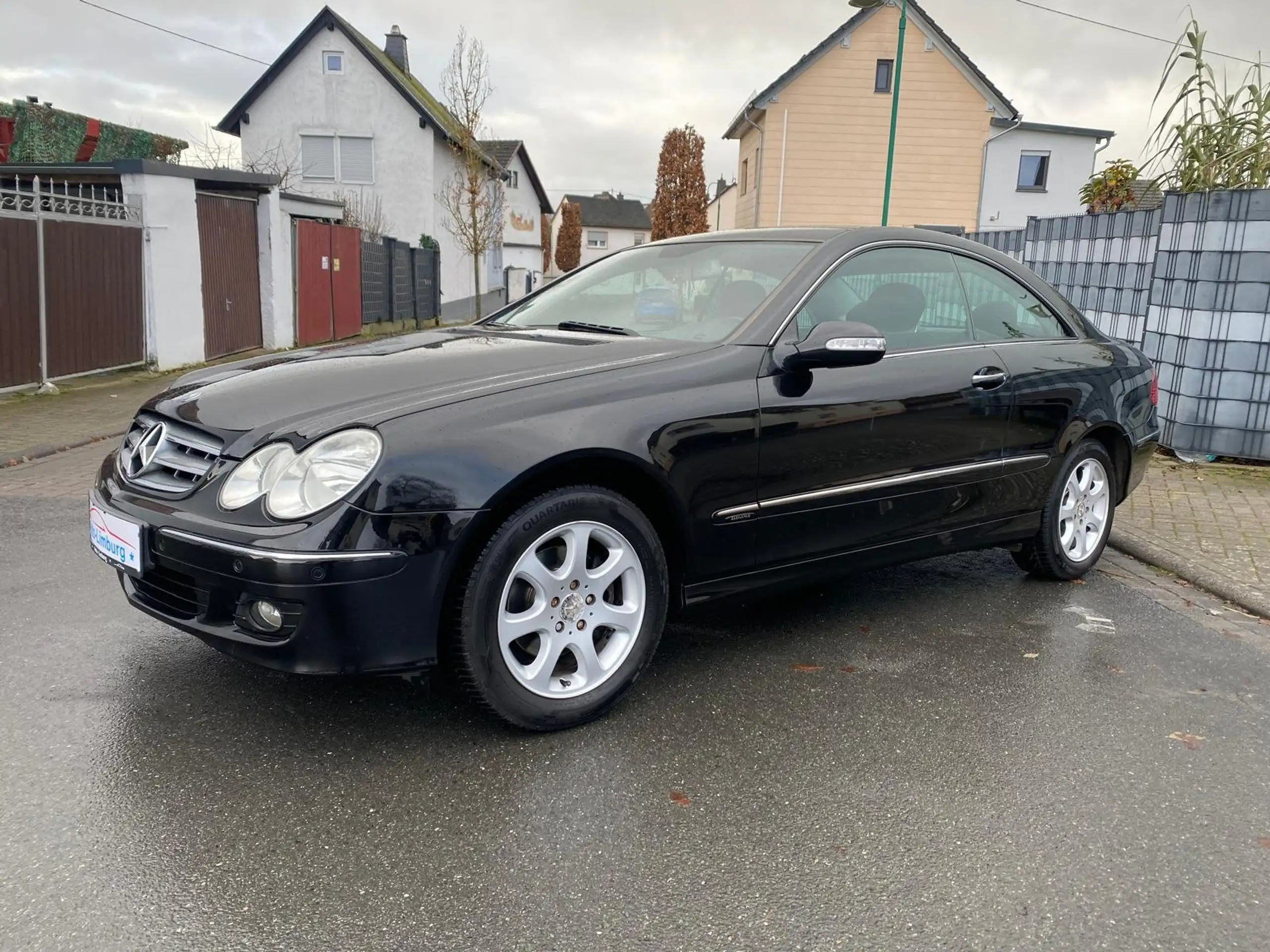 Mercedes-Benz - CLK 220