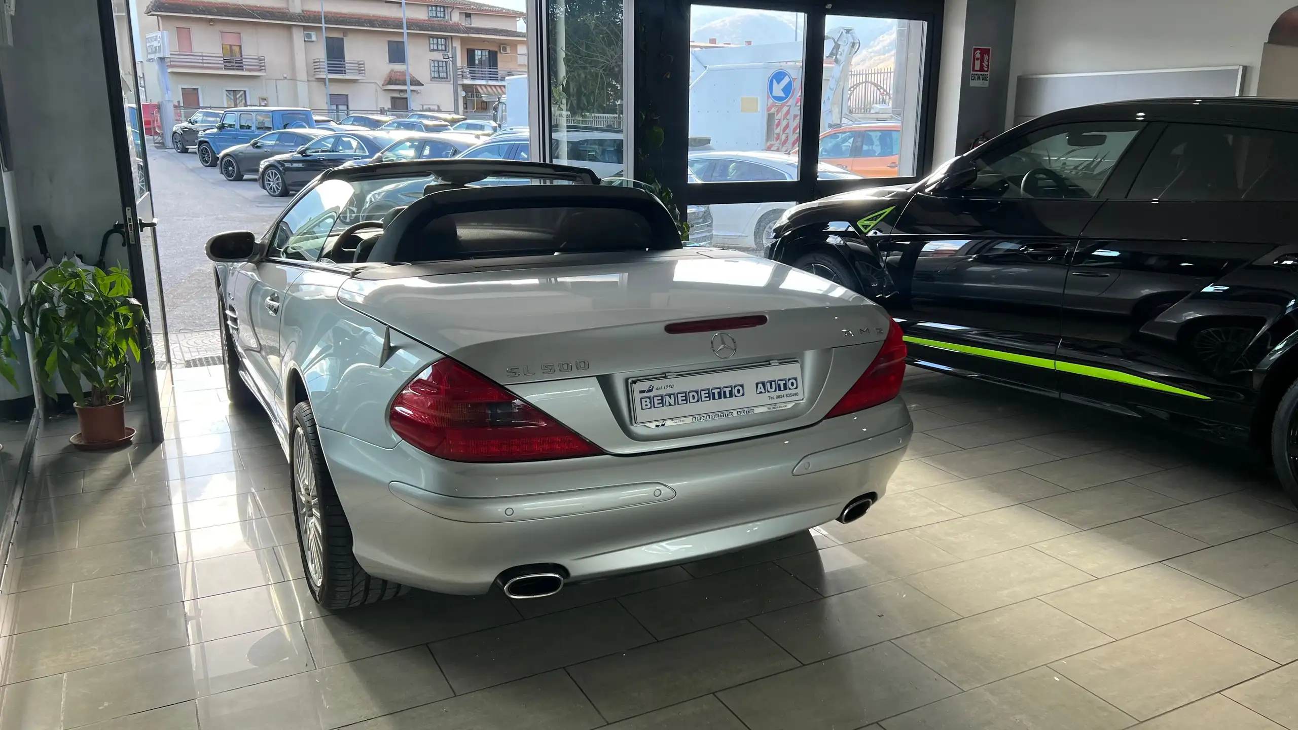 Mercedes-Benz - SL 500