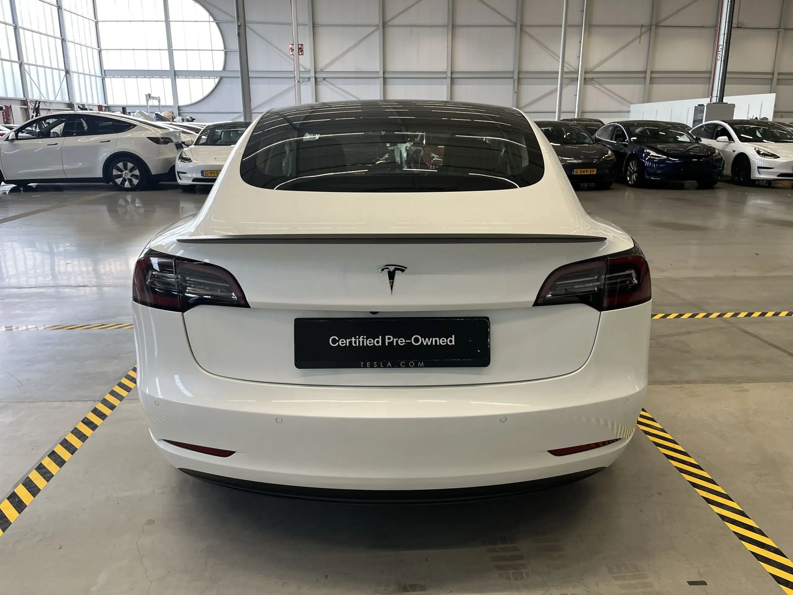 Tesla - Model 3